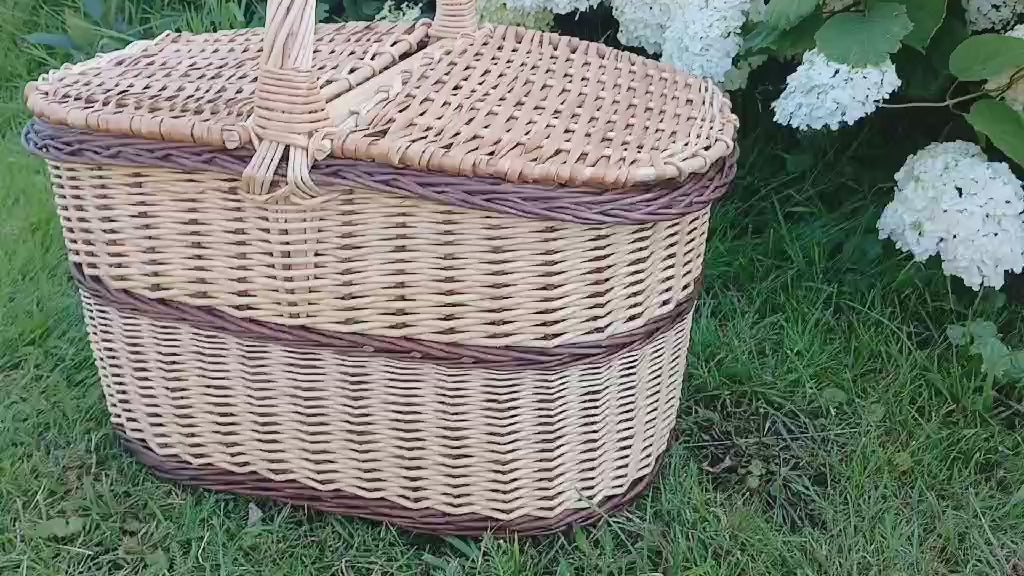 Rankų darbo pinti pikniko krepšeliai