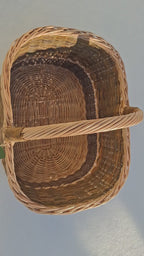 Wicker basket 002c