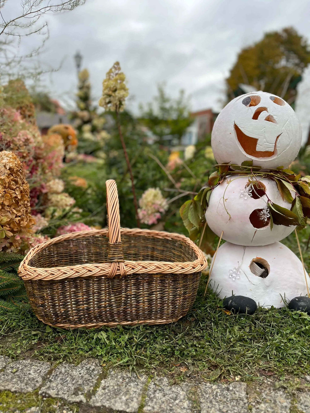 Wicker basket 053b - NaturelyWoven wicker - handmade