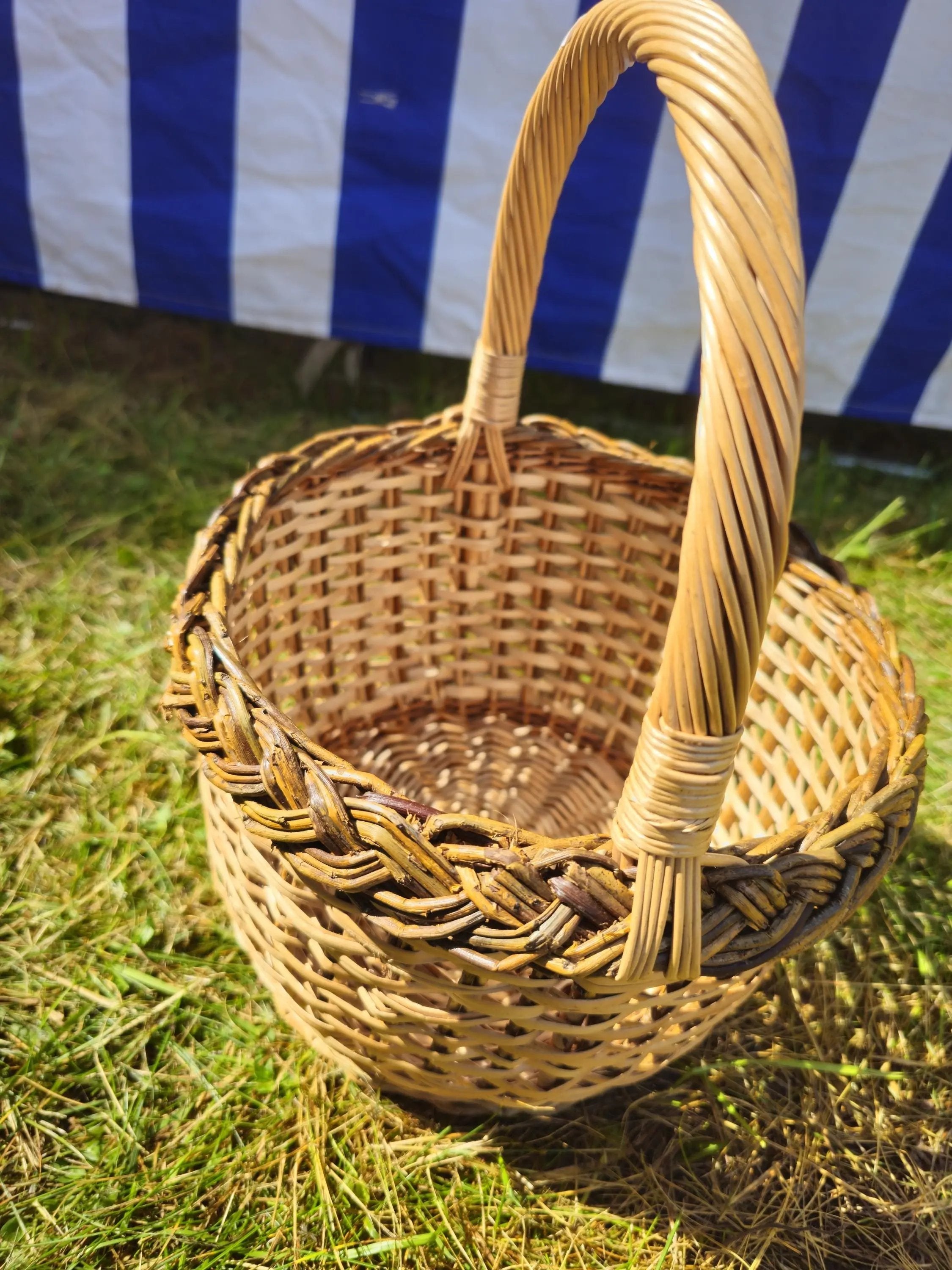 Round Wicker Basket – Handwoven Willow Bin With Durable Braided Rim - NaturelyWoven