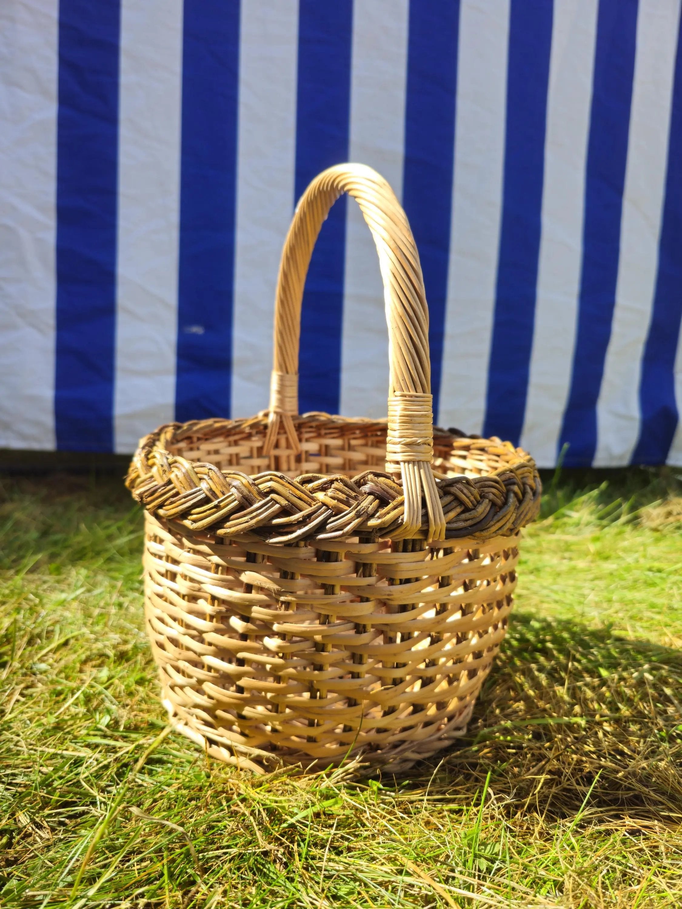 Round Wicker Basket – Handwoven Willow Bin With Durable Braided Rim - NaturelyWoven
