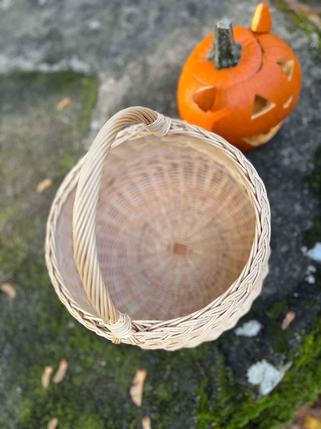 Wicker basket 006b - NaturelyWoven wicker - handmade