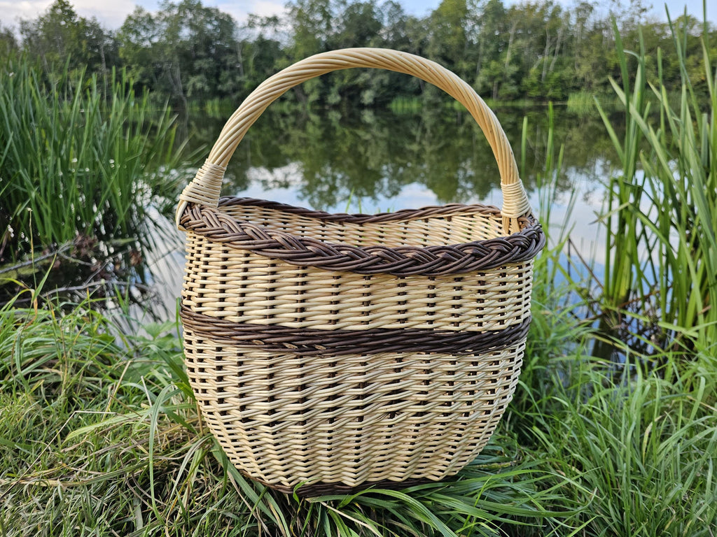 Aukšta turgaus pintinė su rankena — vytelių pintinė, 18 nuotrauka