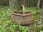 Apvali derliaus pintinė su pintu apvadu — vytelių pintinė, 10 nuotrauka