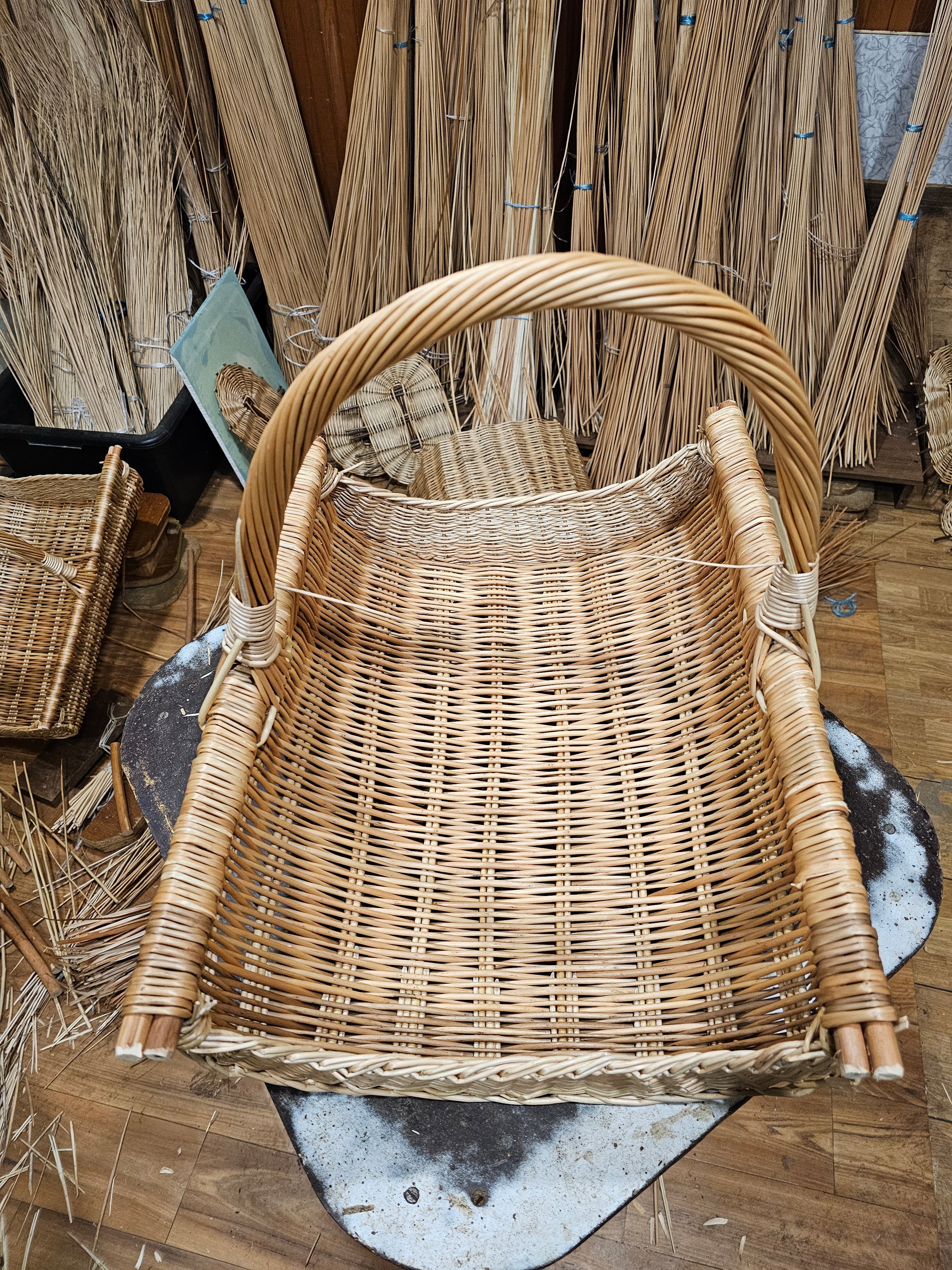 Rustic Wicker Basket - Extra Large Handcrafted Willow Garden Harvest Basket - NaturelyWoven