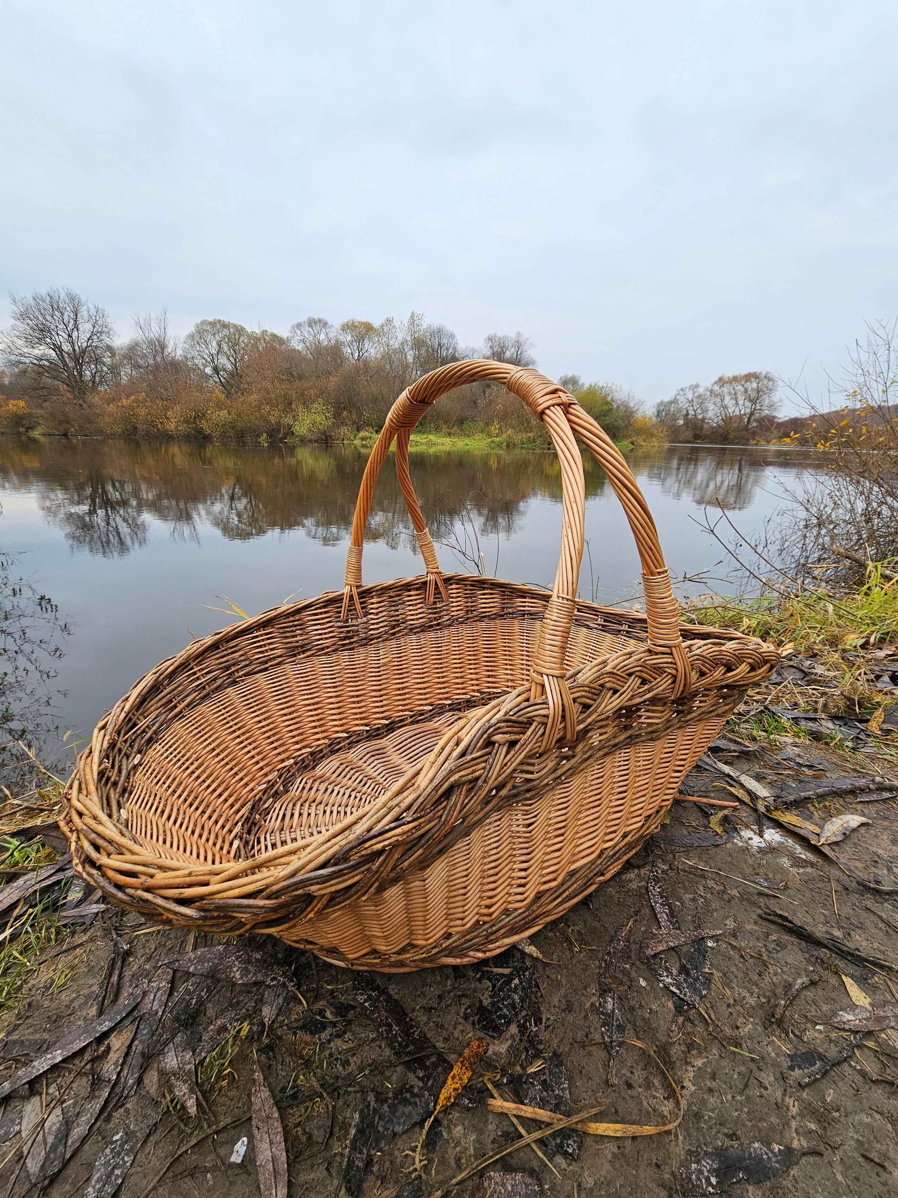 Wicker basket 031r - NaturelyWoven wicker - handmade