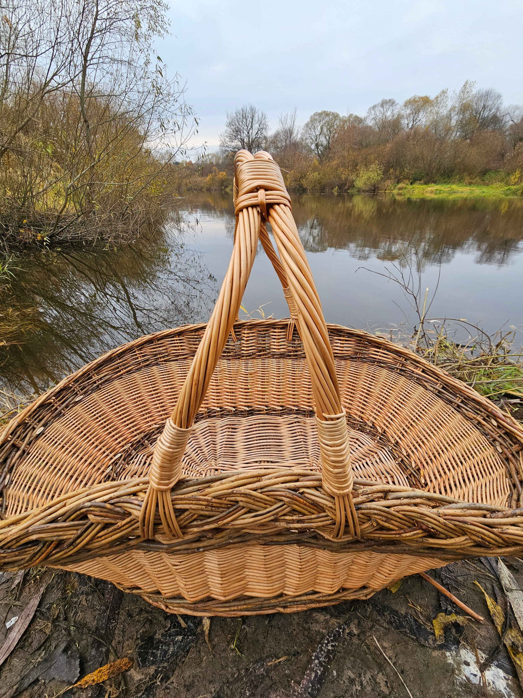 Wicker basket 031r - NaturelyWoven wicker - handmade