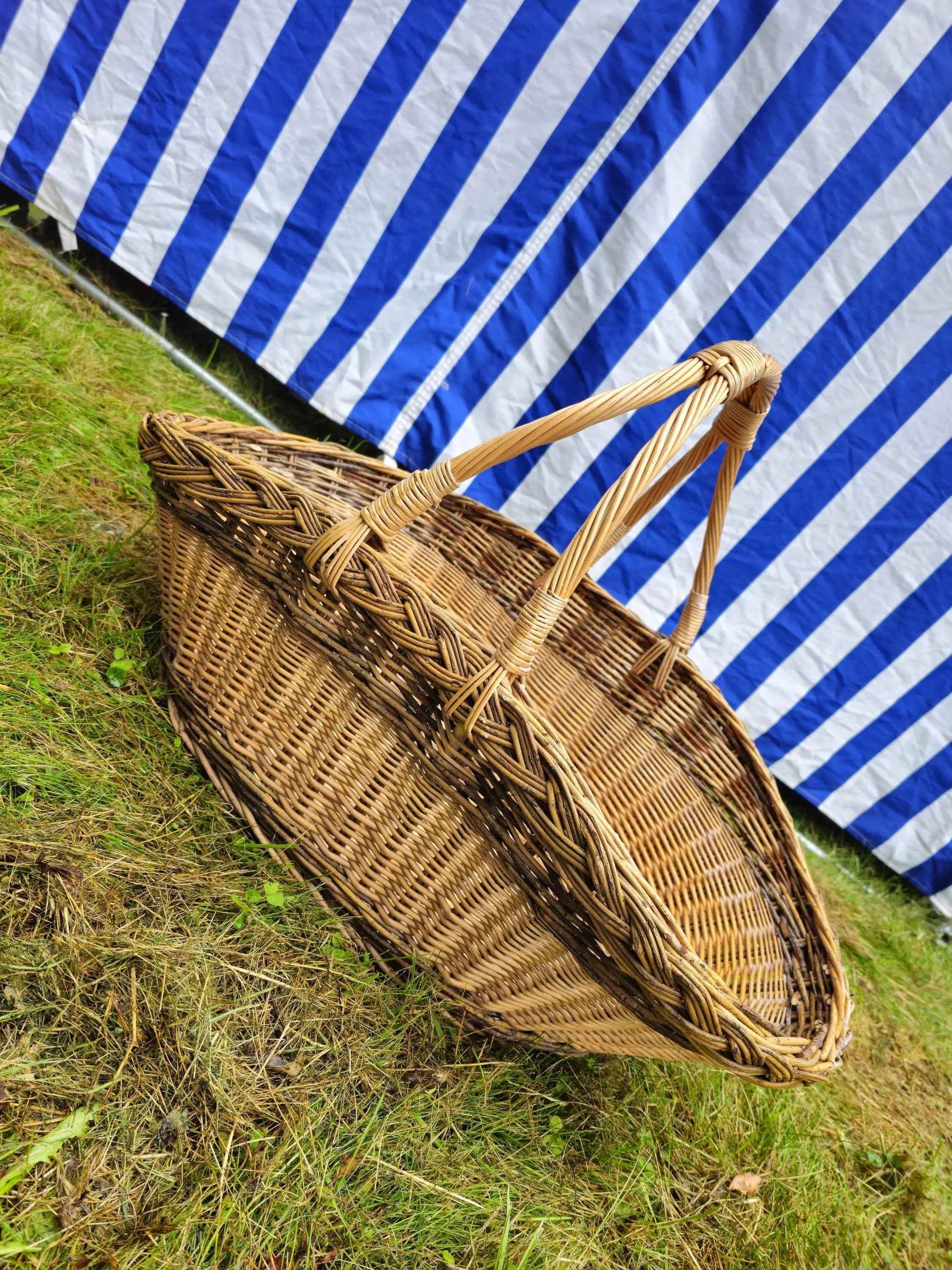 Wicker basket 031r - NaturelyWoven wicker - handmade