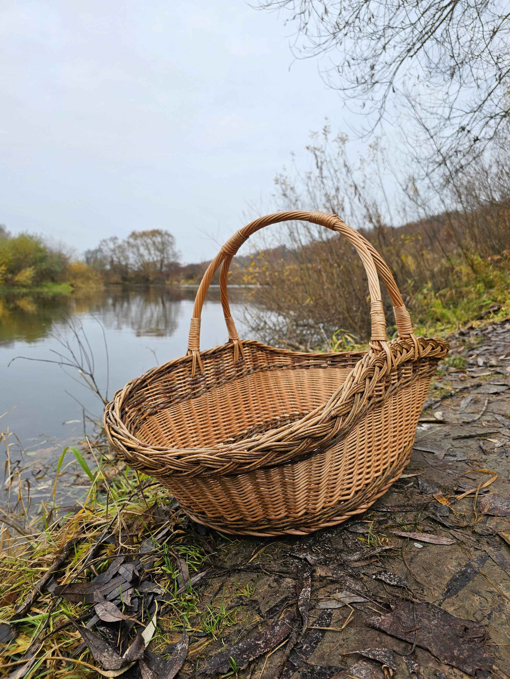Wicker basket 031r - NaturelyWoven wicker - handmade