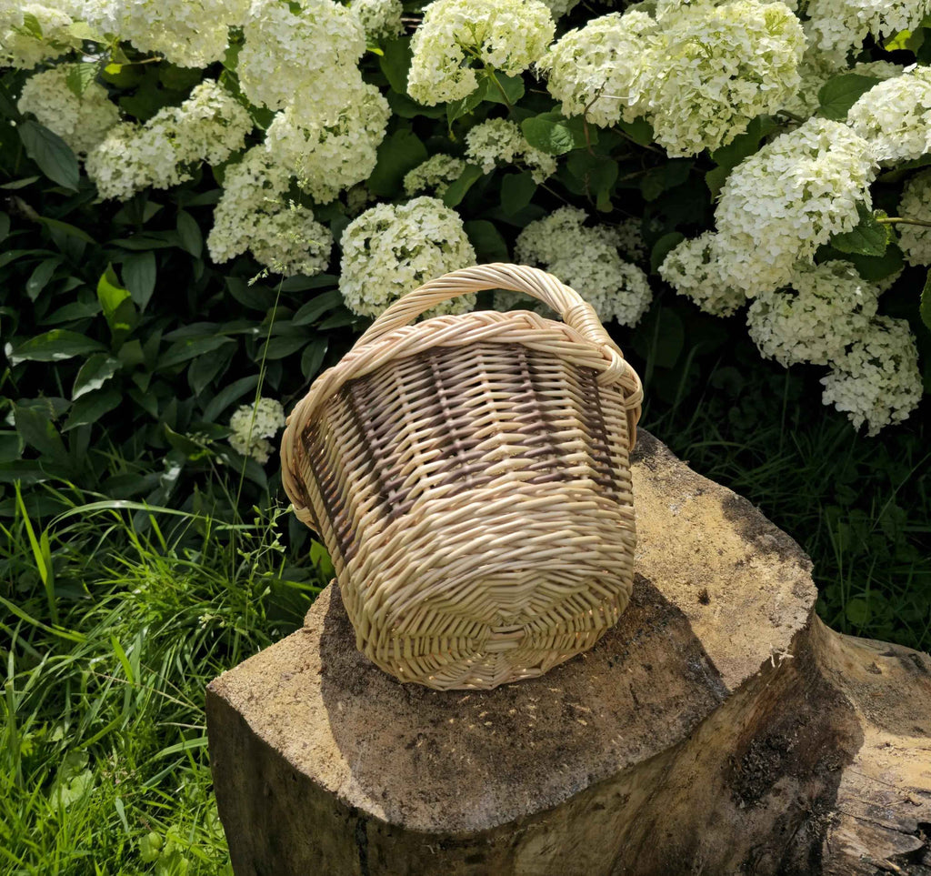 Small wicker basket 042b - NaturelyWoven wicker - handmade