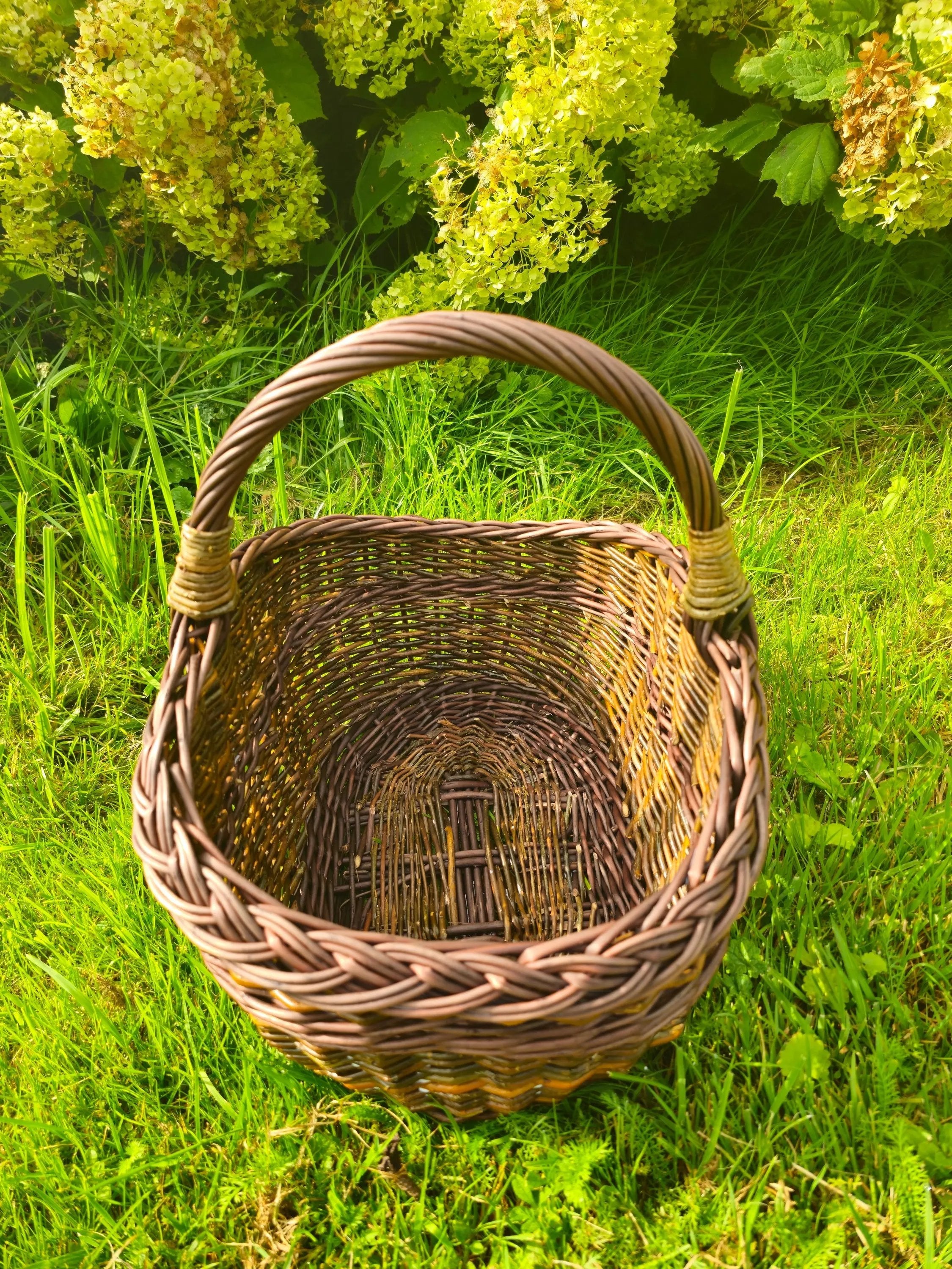Small wicker basket 0051 - NaturelyWoven