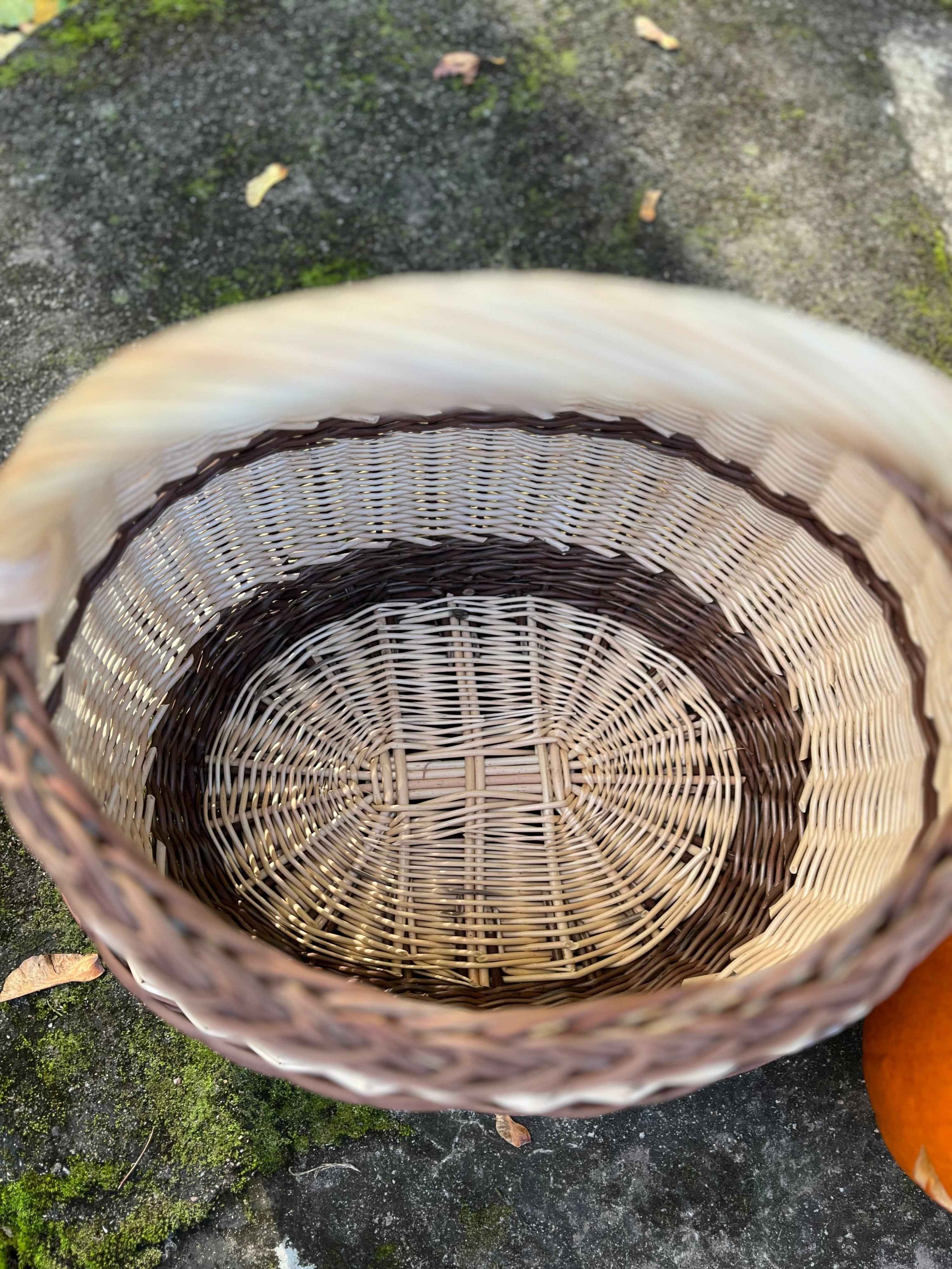 Wicker basket 039b - NaturelyWoven wicker - handmade