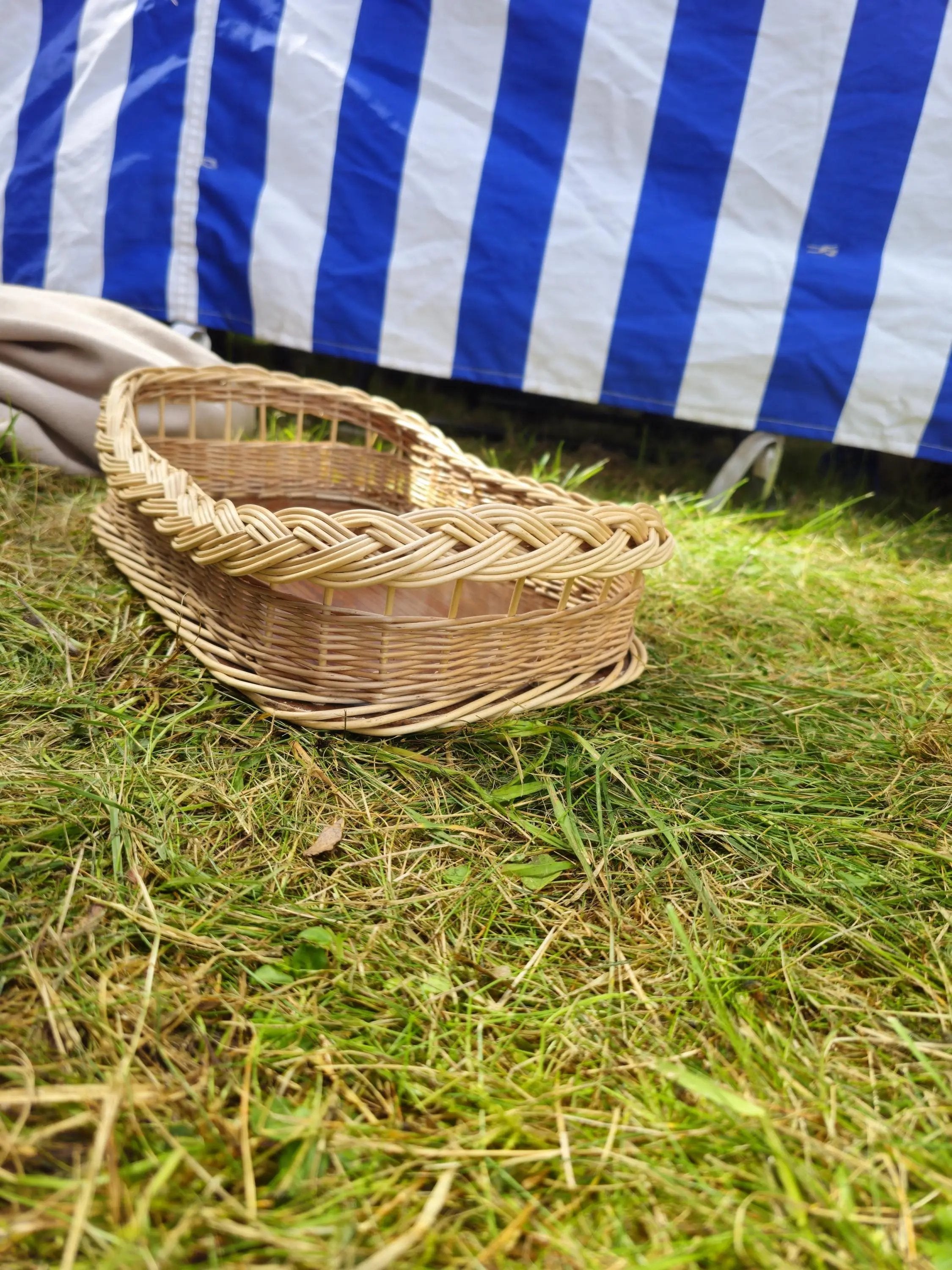 Rustic Willow Tray - Handwoven Rectangular Wicker Basket for Kitchen & Decor - NaturelyWoven
