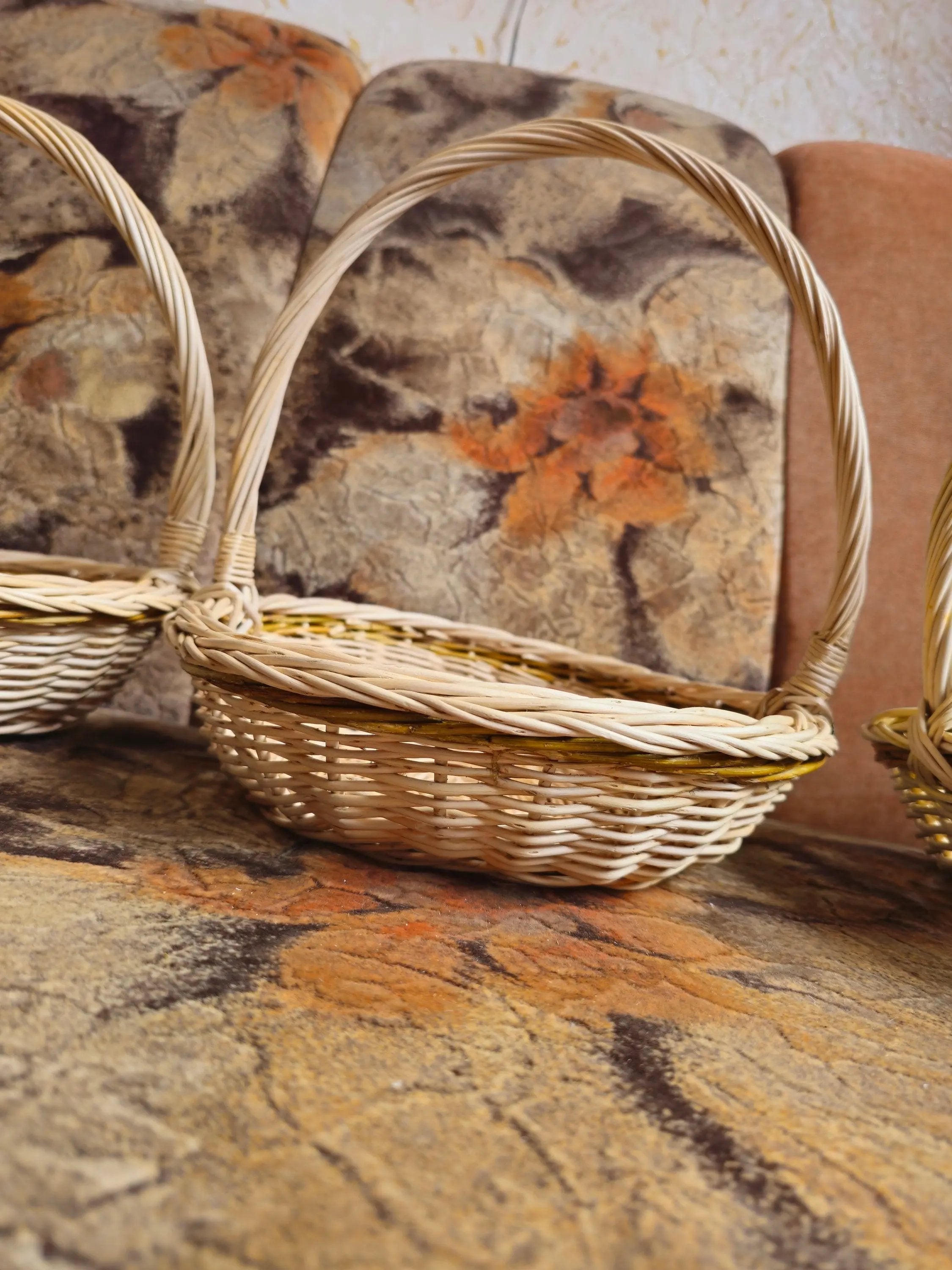 Shallow Wicker Basket With Handle – Handwoven Willow Basket For Small Harvests - NaturelyWoven