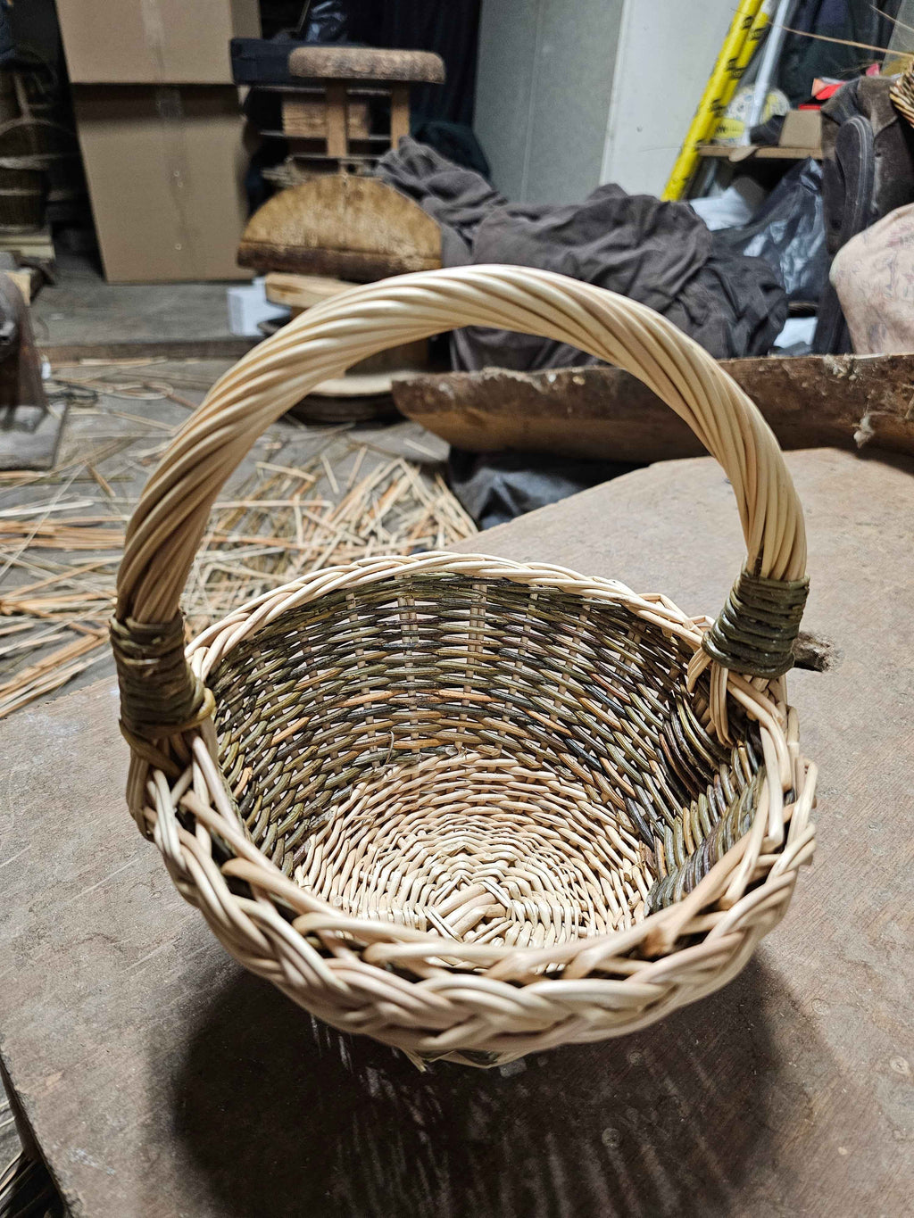 Small wicker basket 042b - NaturelyWoven wicker - handmade