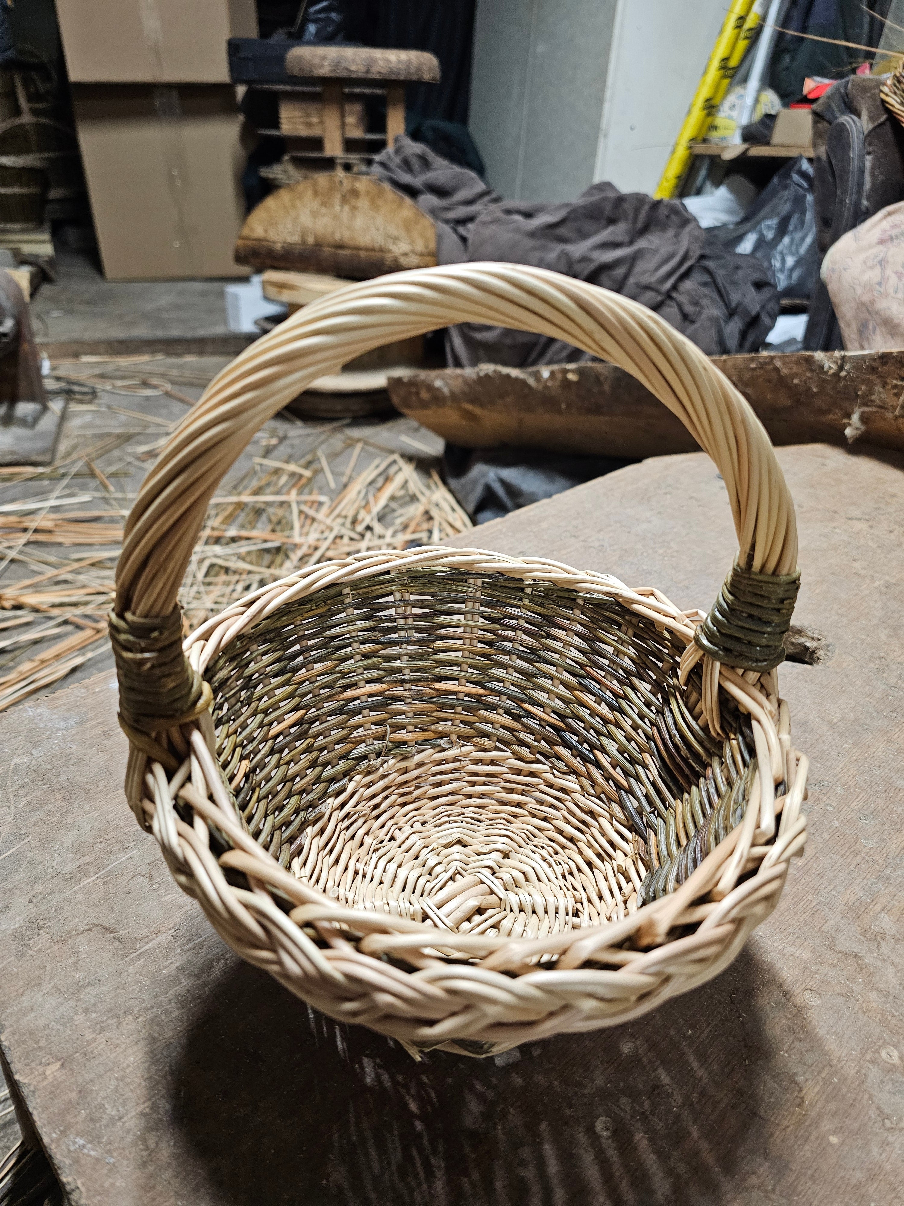 Small wicker basket 0042 - NaturelyWoven