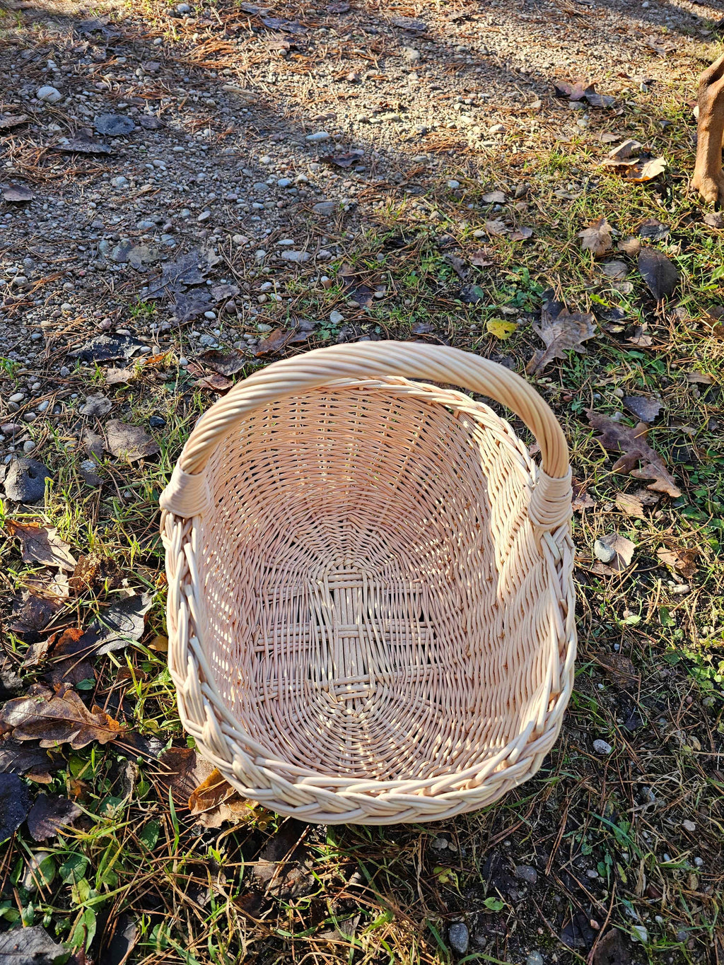 Small wicker basket 051b - NaturelyWoven wicker - handmade