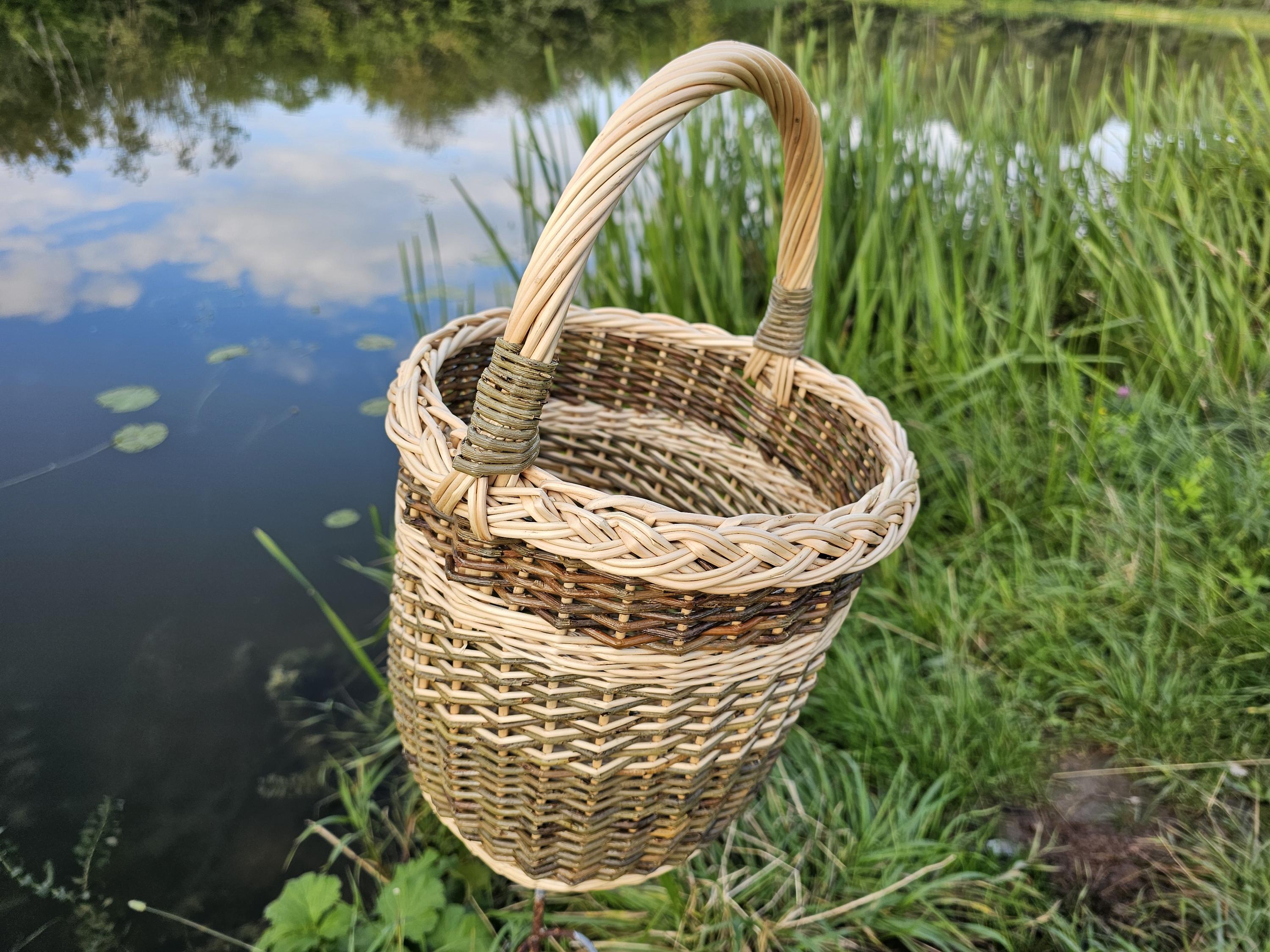 Aukšta sodo pintinė su rankena — vytelių pintinė, 7 nuotrauka