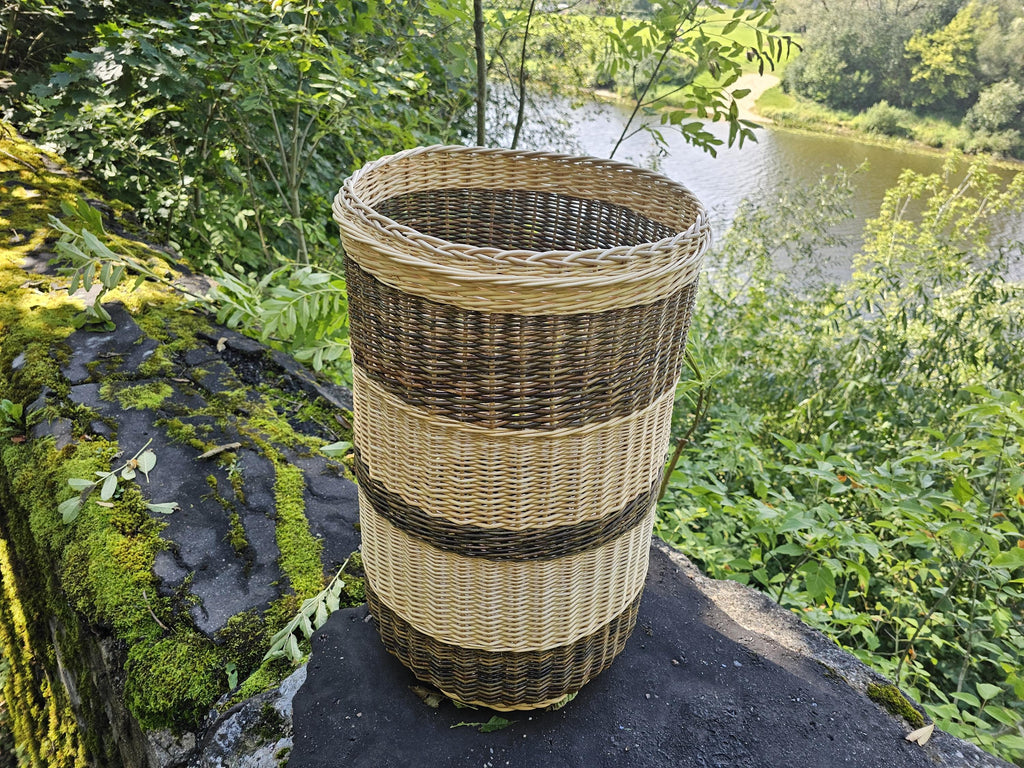 Skalbinių / taros pintinė su dangčiu — vytelių pintinė, 19 nuotrauka