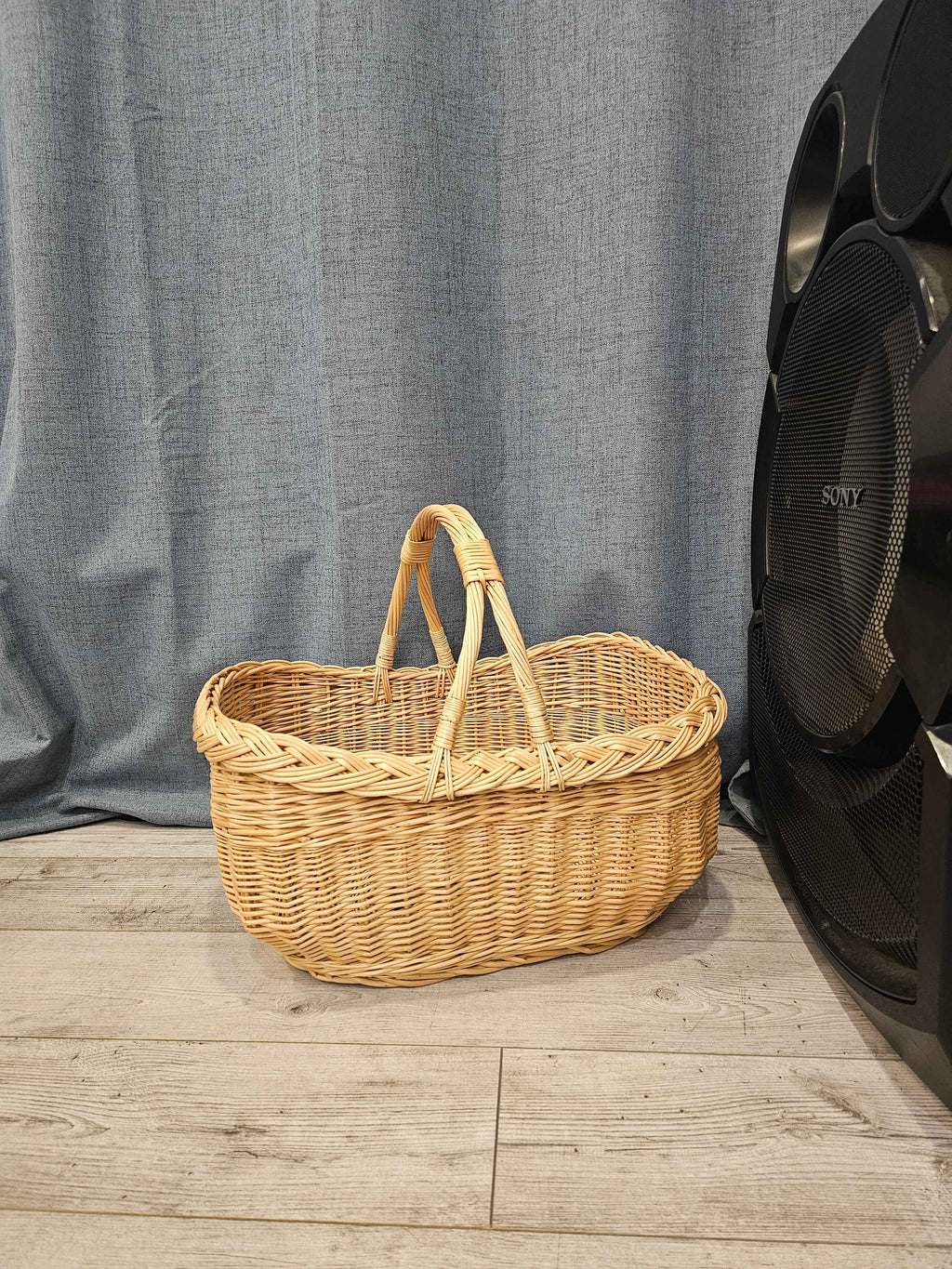 Wicker basket 016r - NaturelyWoven wicker - handmade