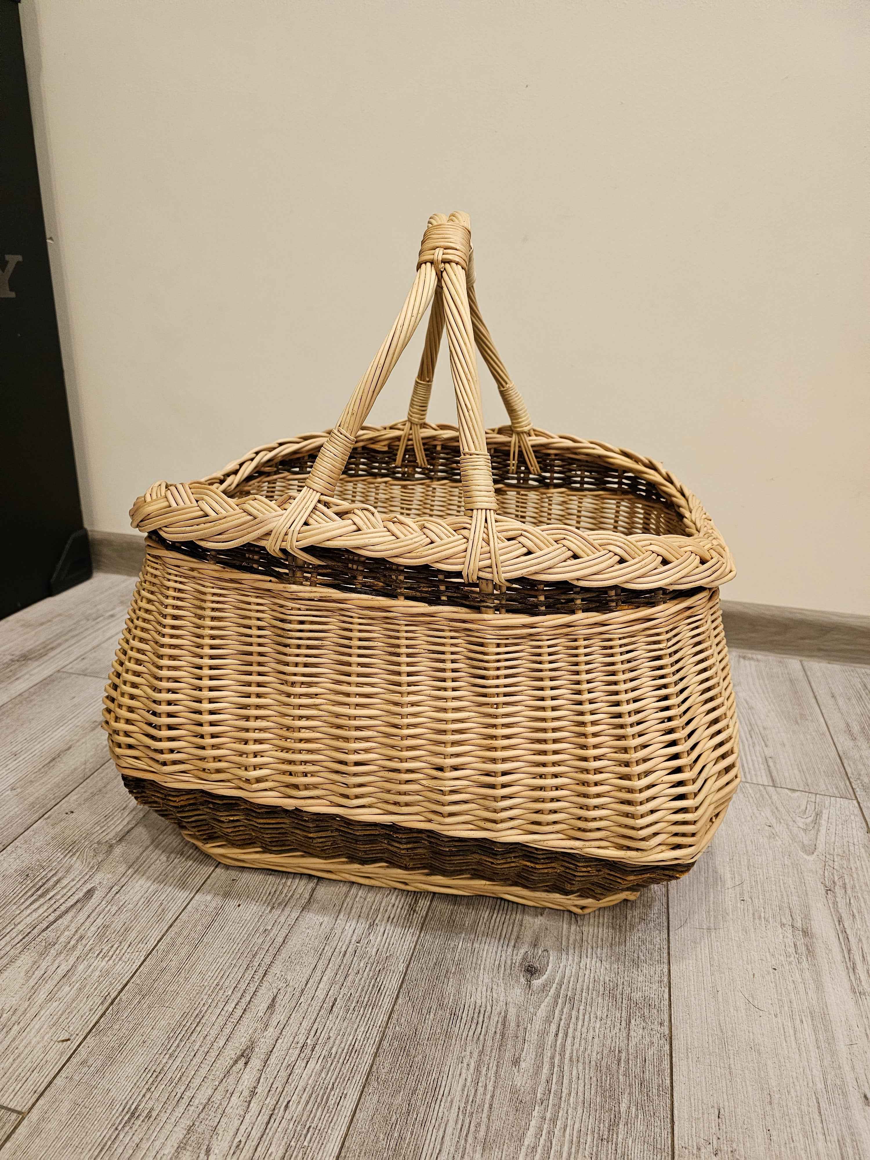 Wicker basket 019r - NaturelyWoven wicker - handmade