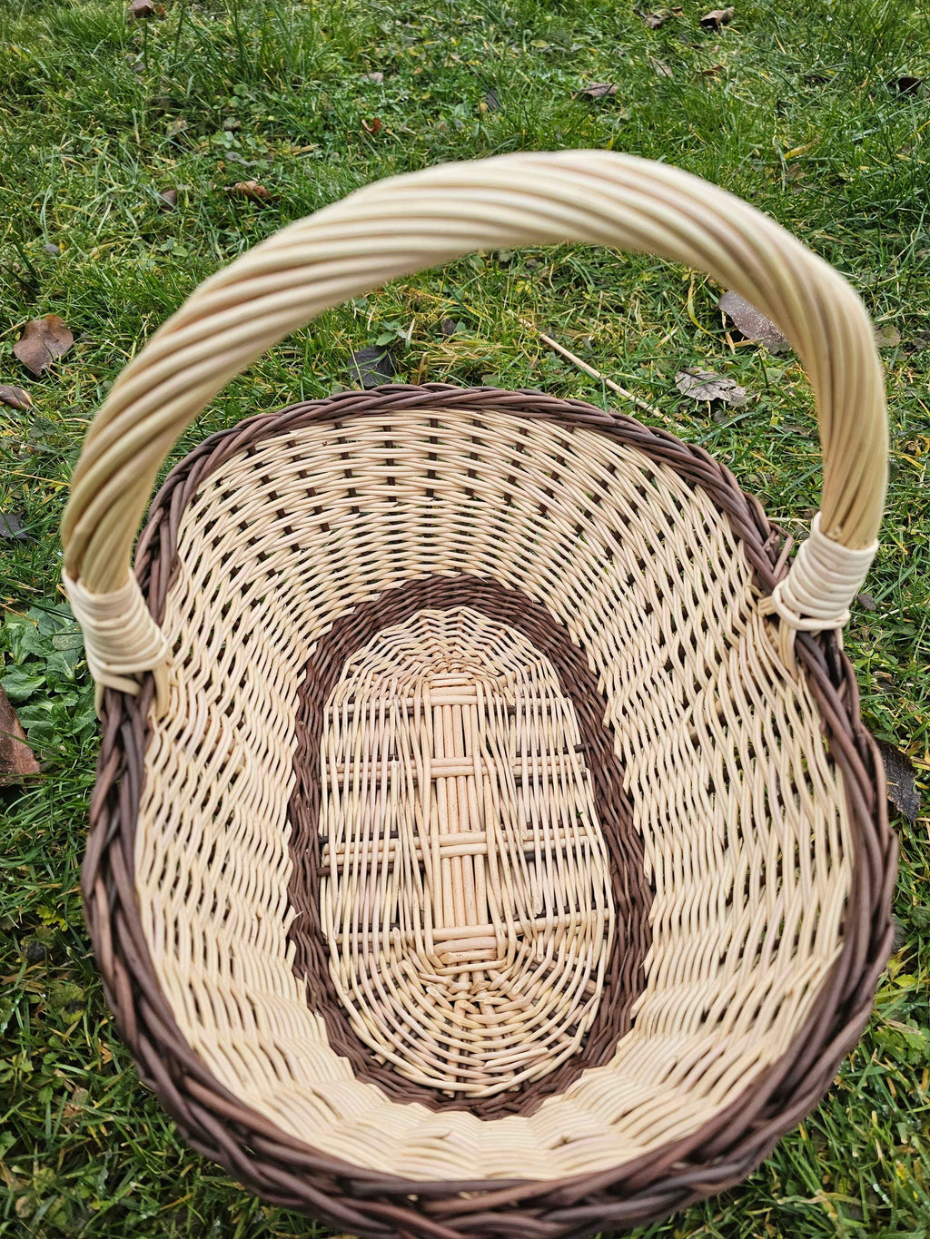Wicker basket 020b - NaturelyWoven wicker - handmade