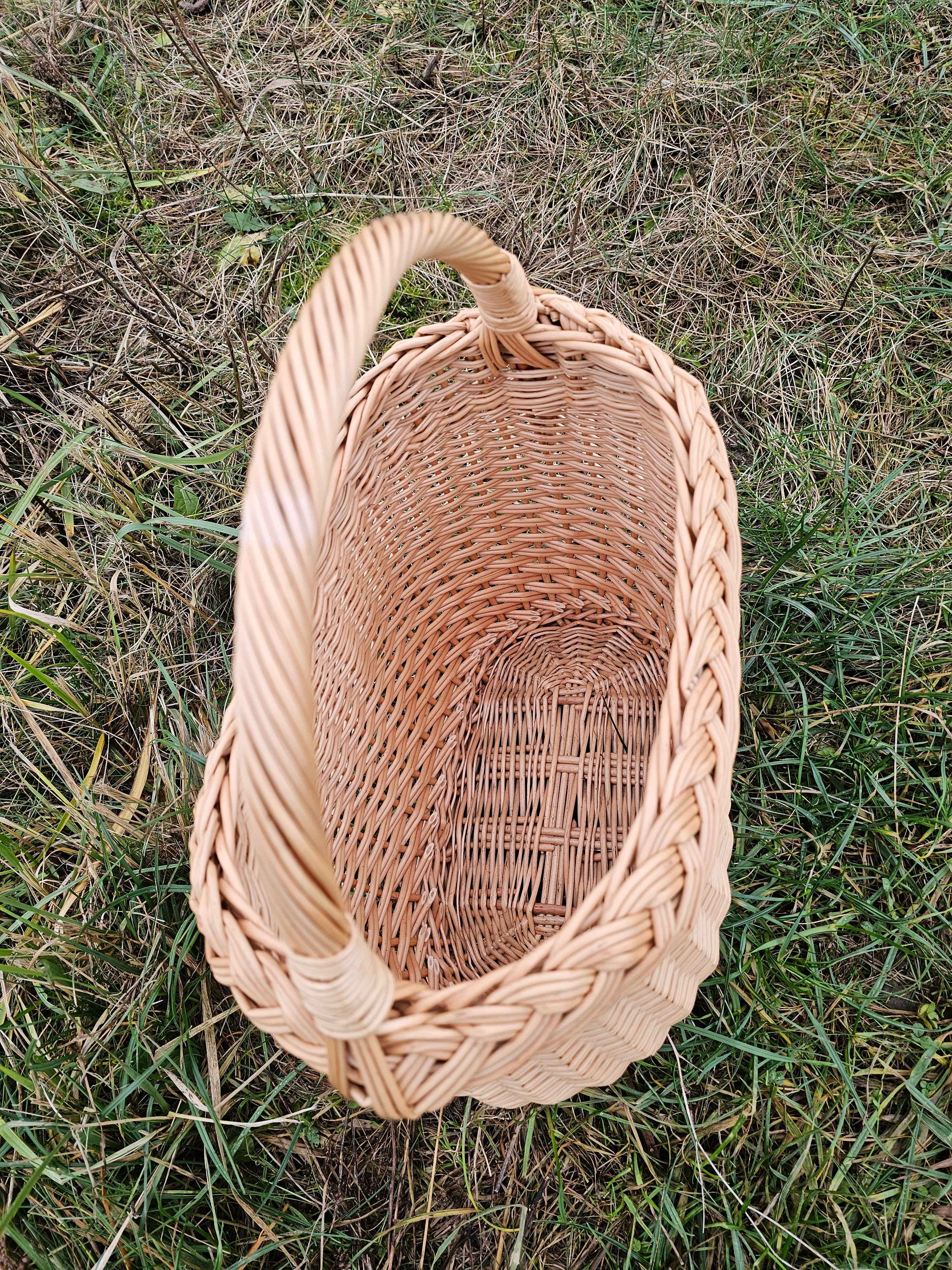Wicker basket 024r - NaturelyWoven wicker - handmade