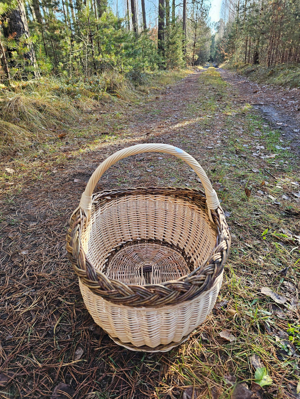 Wicker basket 026r - NaturelyWoven wicker - handmade
