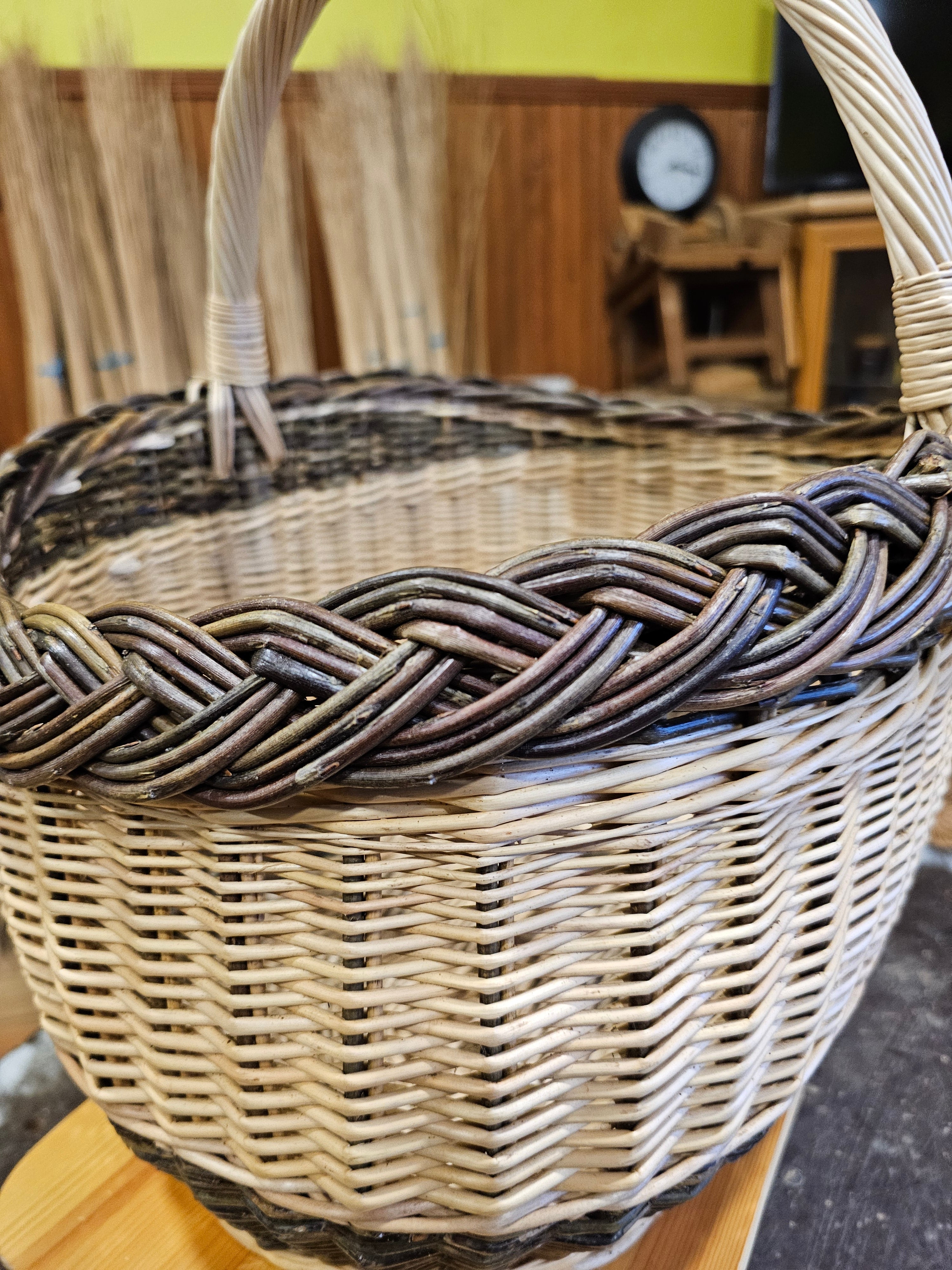 Wicker basket 040r - NaturelyWoven