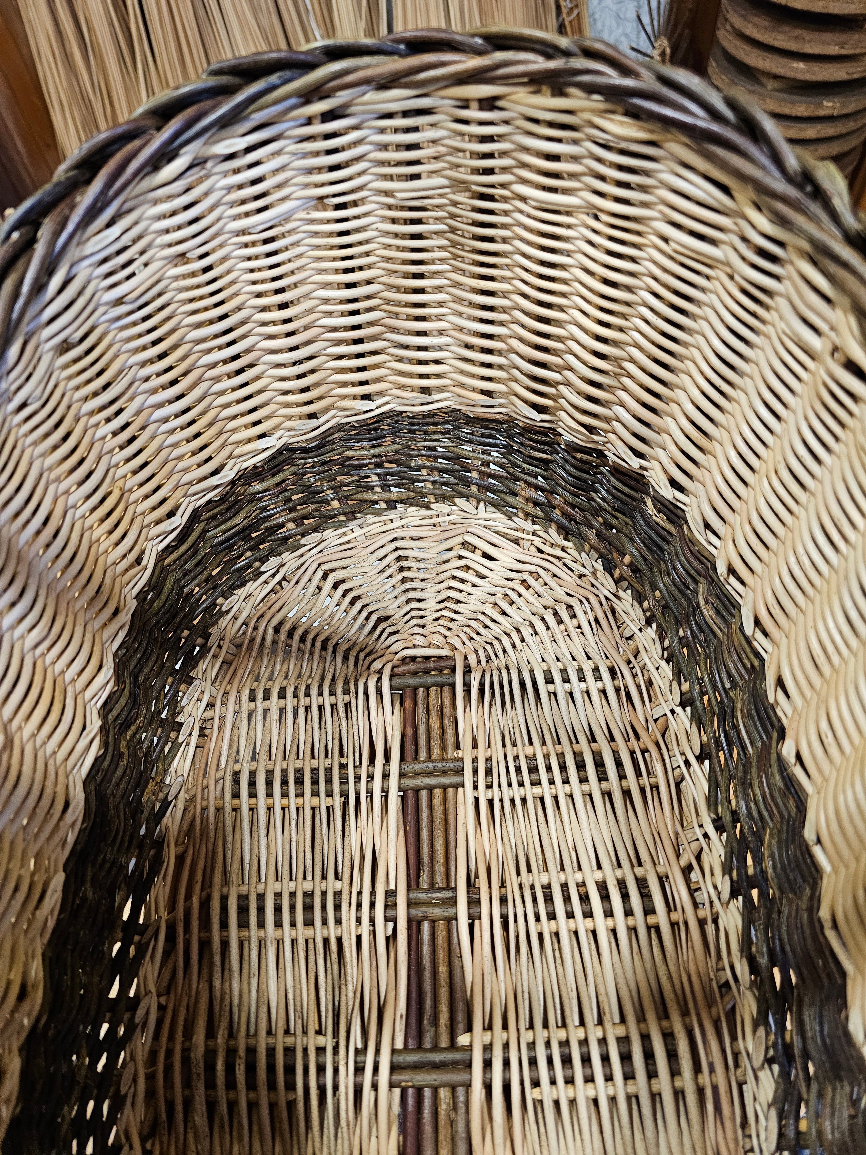 Wicker basket 041r - NaturelyWoven