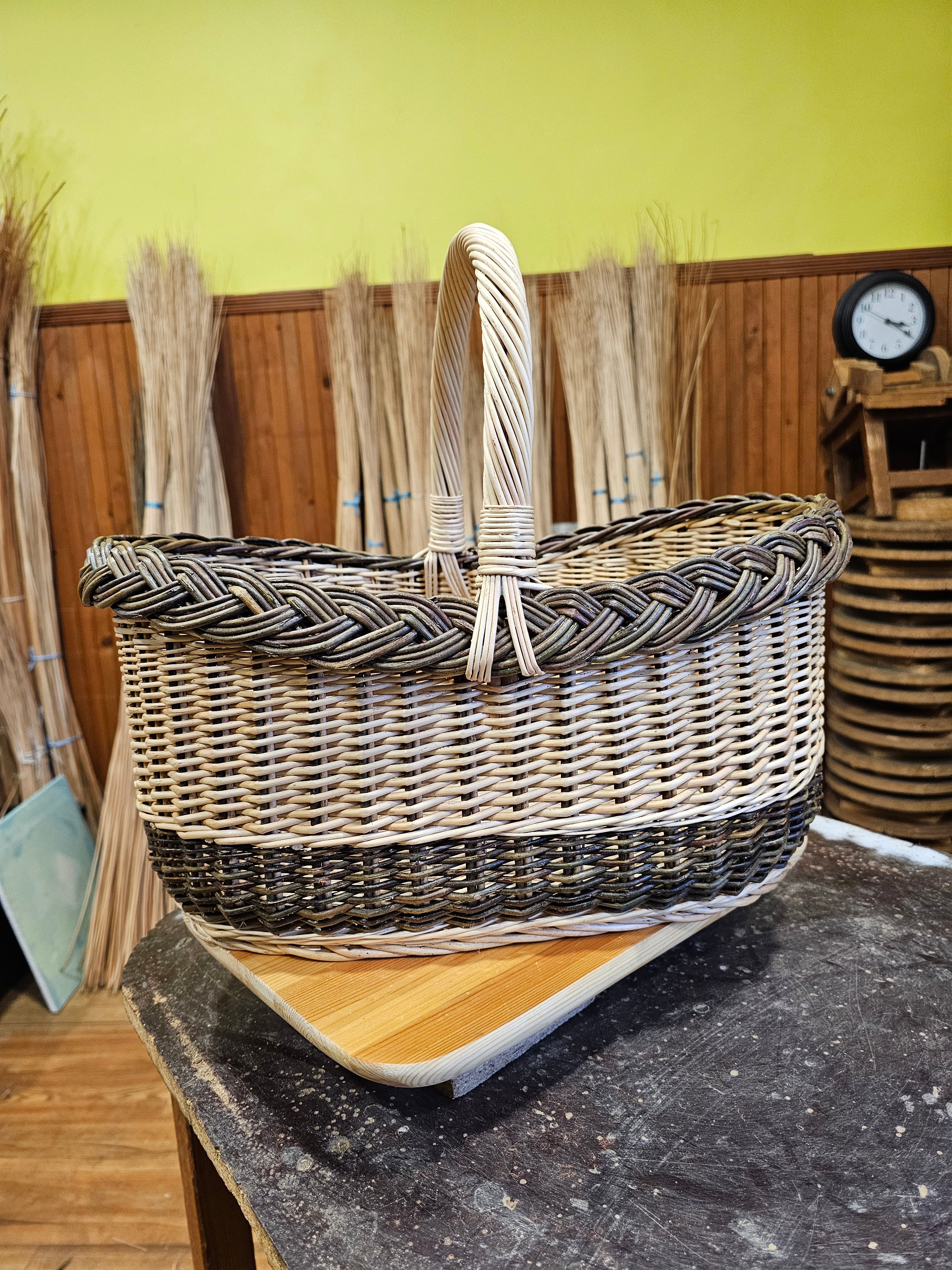 Wicker basket 041r - NaturelyWoven
