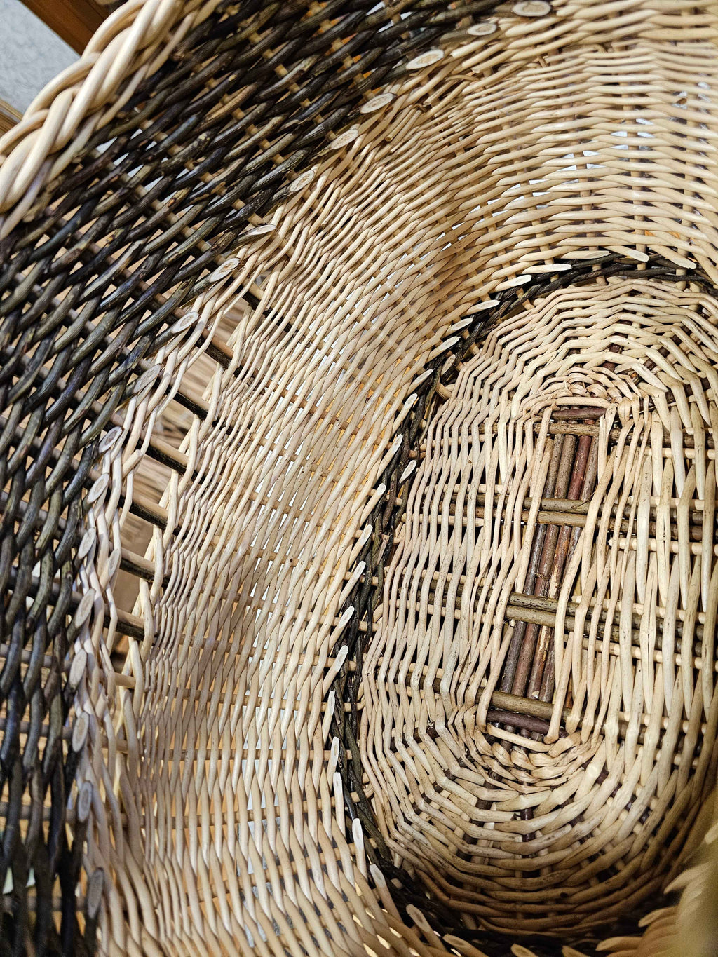 Wicker basket 042r - NaturelyWoven wicker - handmade