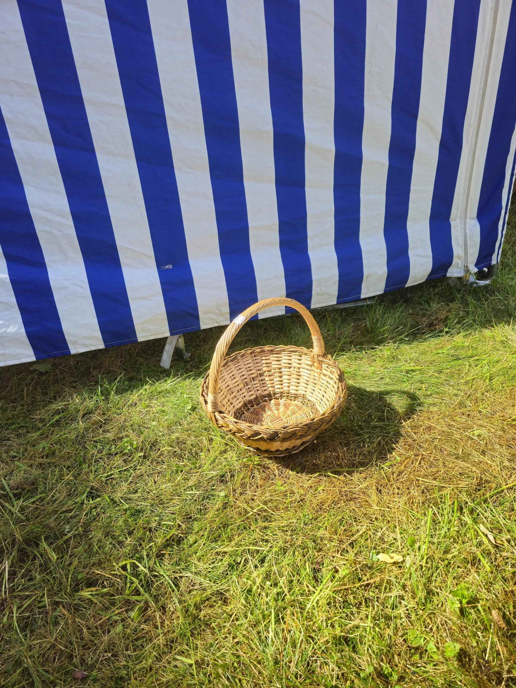 Wicker basket 010r - NaturelyWoven wicker - handmade
