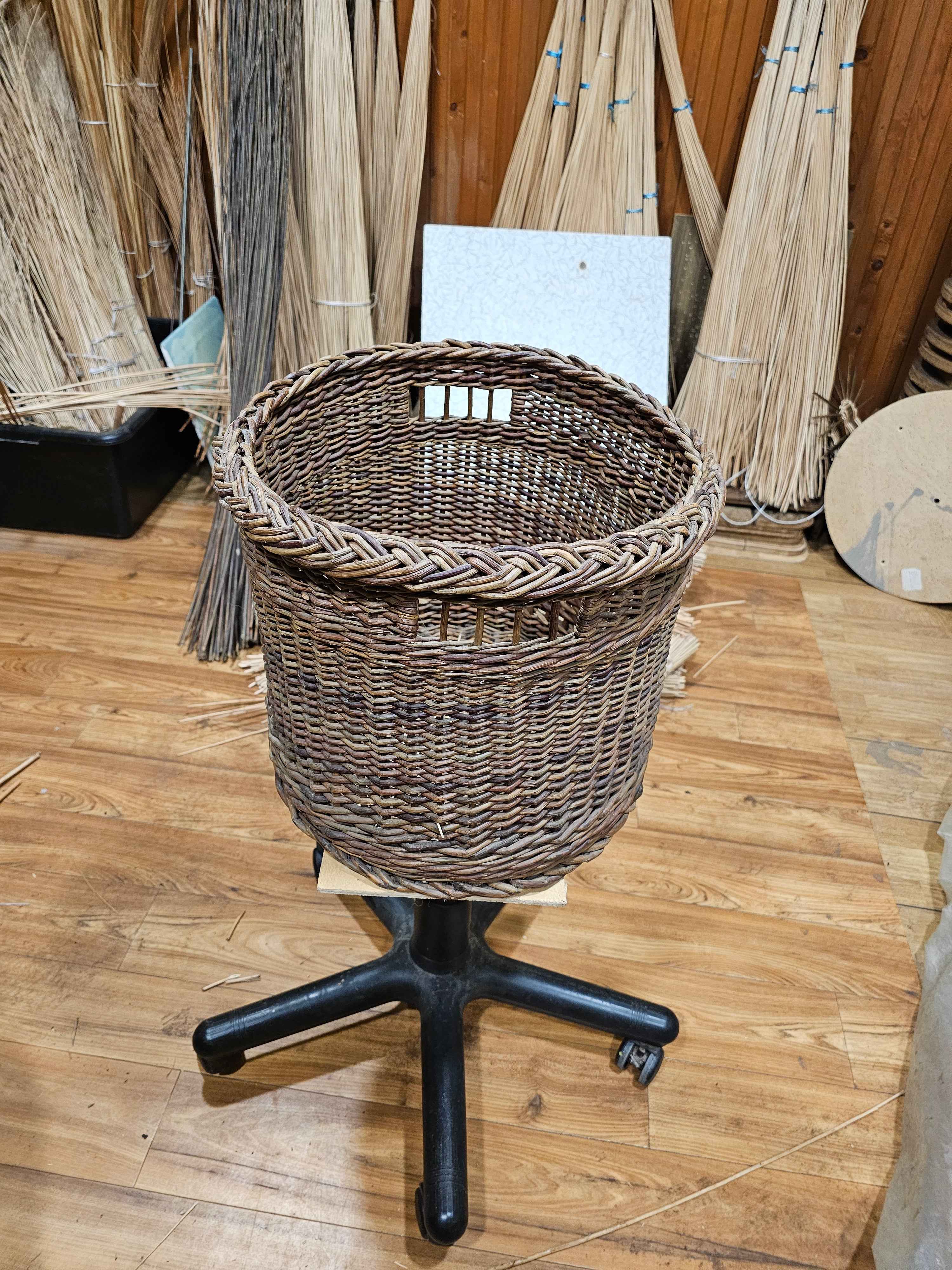 Wicker flower pot 043r - NaturelyWoven wicker - handmade