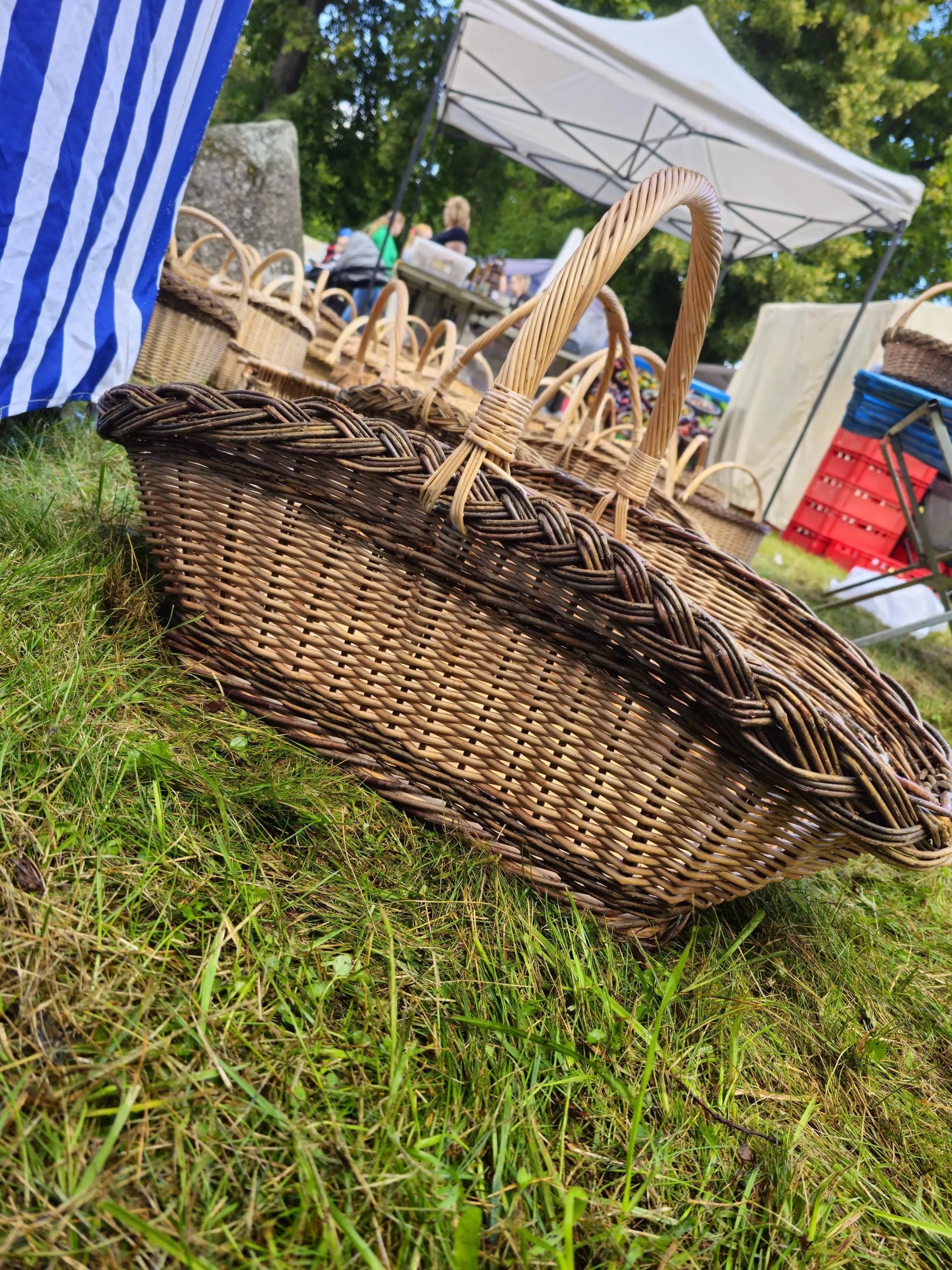 Wicker Gathering Basket – Handwoven Willow Basket with Wooden Base & Double Braided Rim - NaturelyWoven