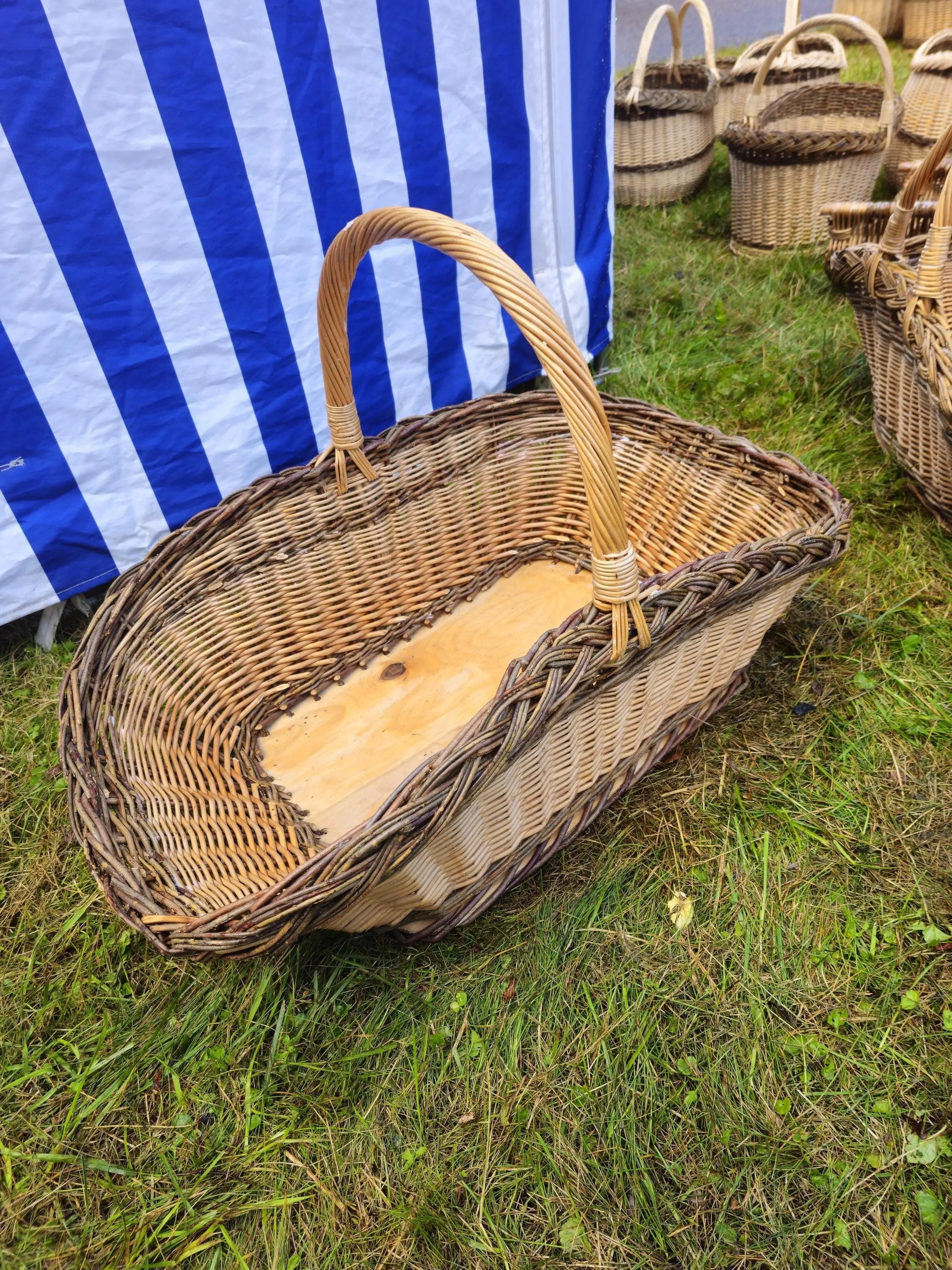 Wicker Gathering Basket – Handwoven Willow Basket with Wooden Base & Double Braided Rim - NaturelyWoven