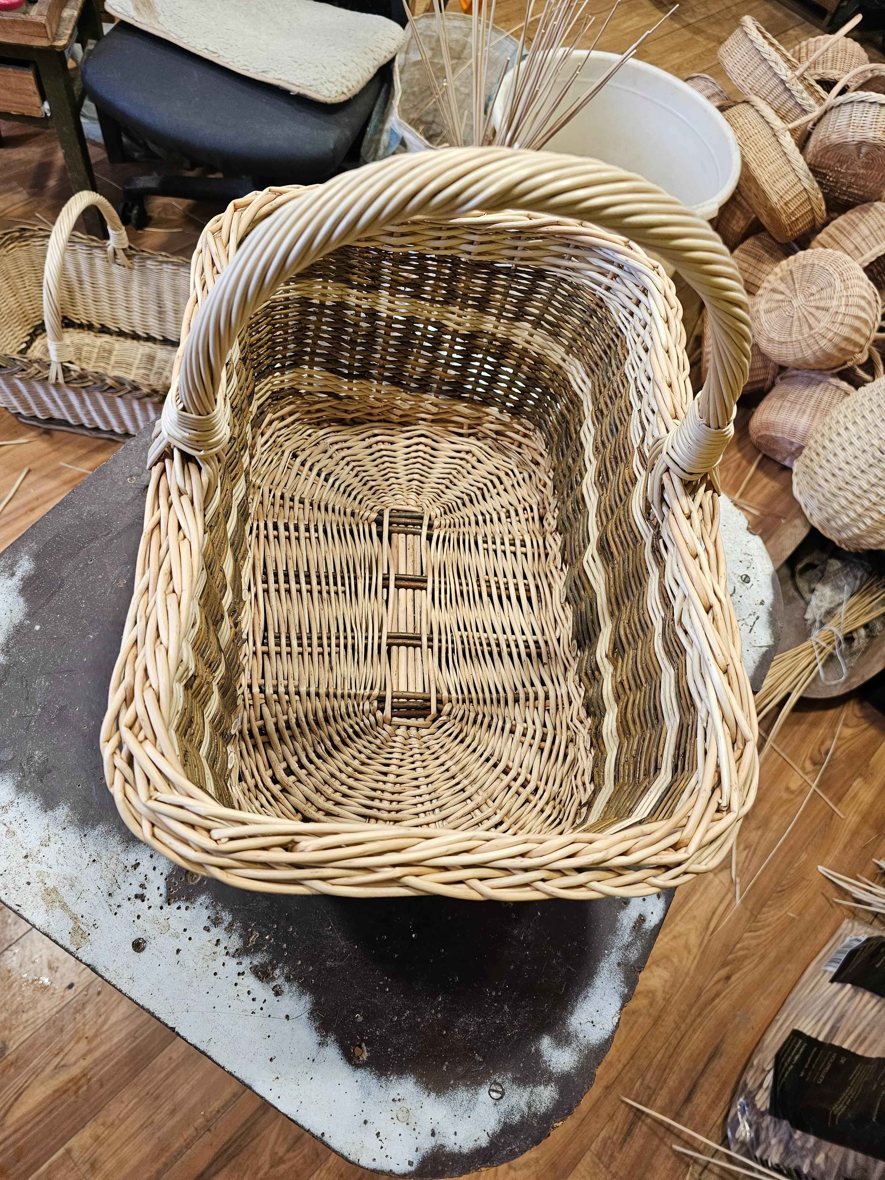 Turgaus pintinė — vytelių pintinė, 13 nuotrauka
