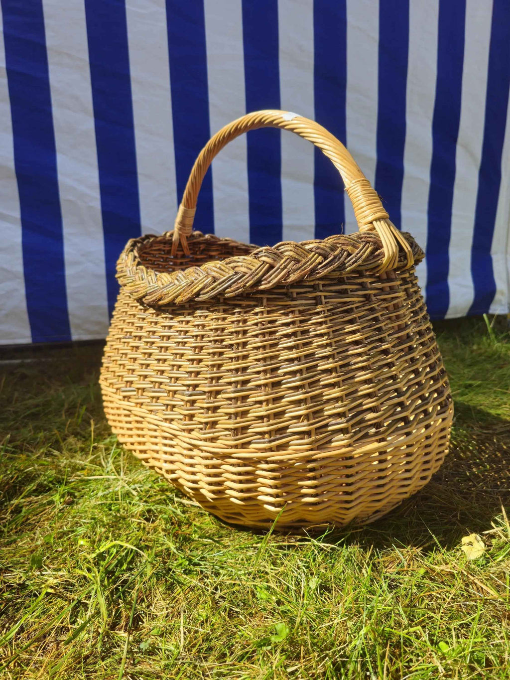 Wicker basket 015r - NaturelyWoven wicker - handmade
