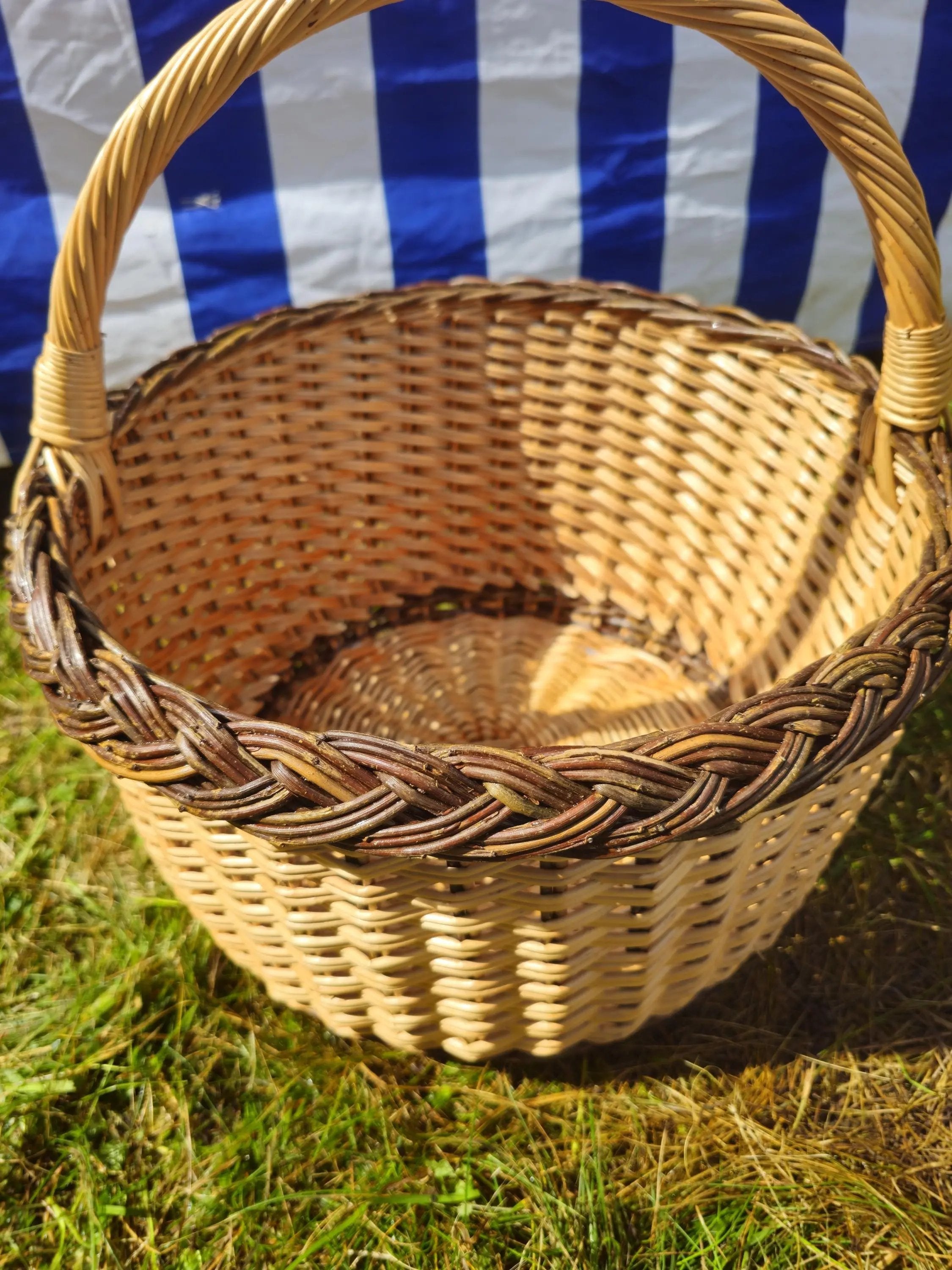 Wicker Mushroom Basket – Handwoven Willow Basket with Braided Rim for Foraging - NaturelyWoven
