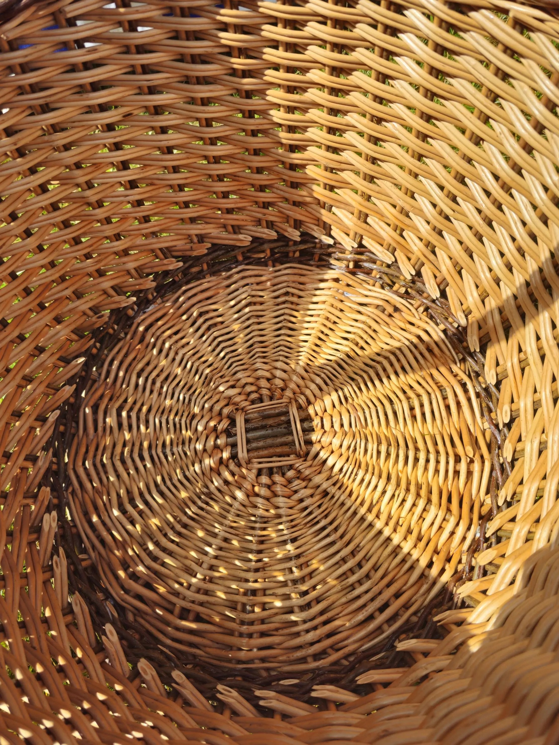Wicker Mushroom Basket – Handwoven Willow Basket with Braided Rim for Foraging - NaturelyWoven