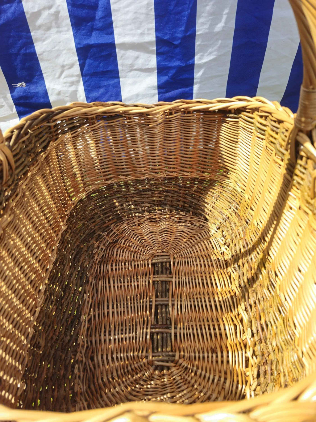 Wicker basket 019r - NaturelyWoven wicker - handmade