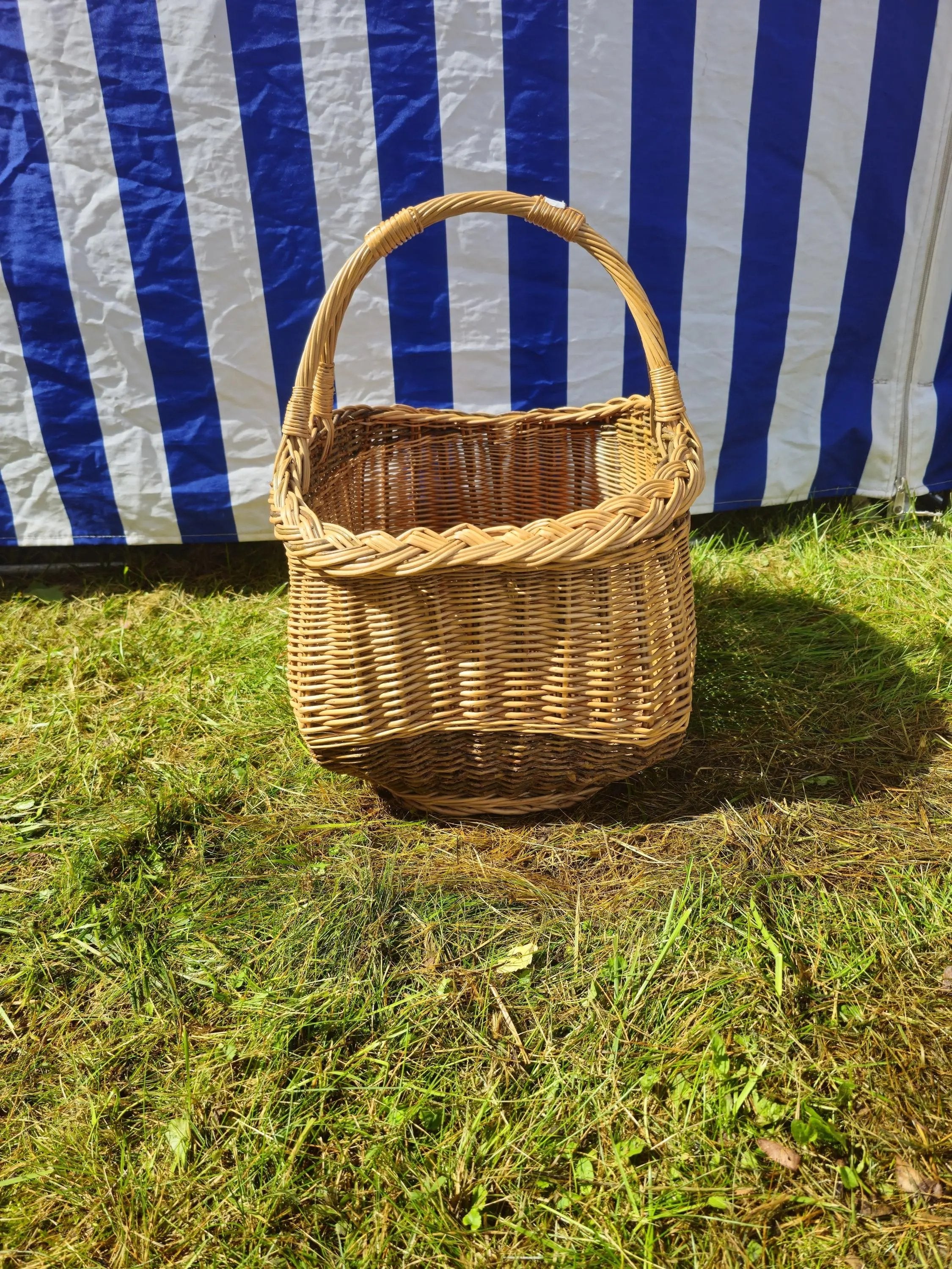 Wicker Mushroom Basket – Handwoven Willow Basket with Thick Braided Edge - NaturelyWoven