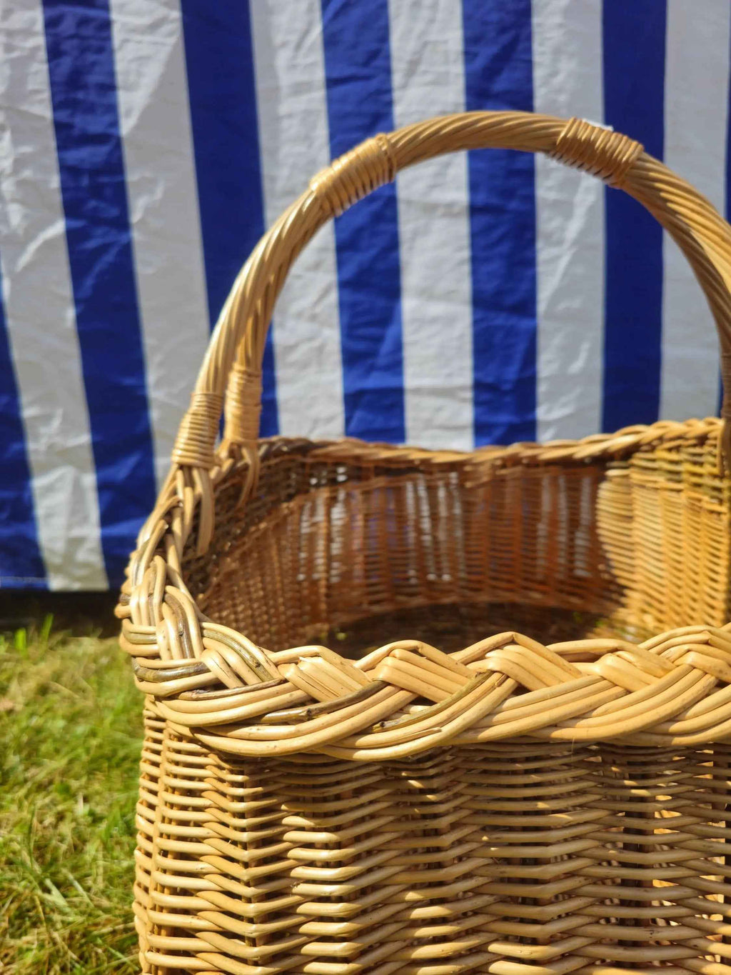 Wicker basket 019r - NaturelyWoven wicker - handmade