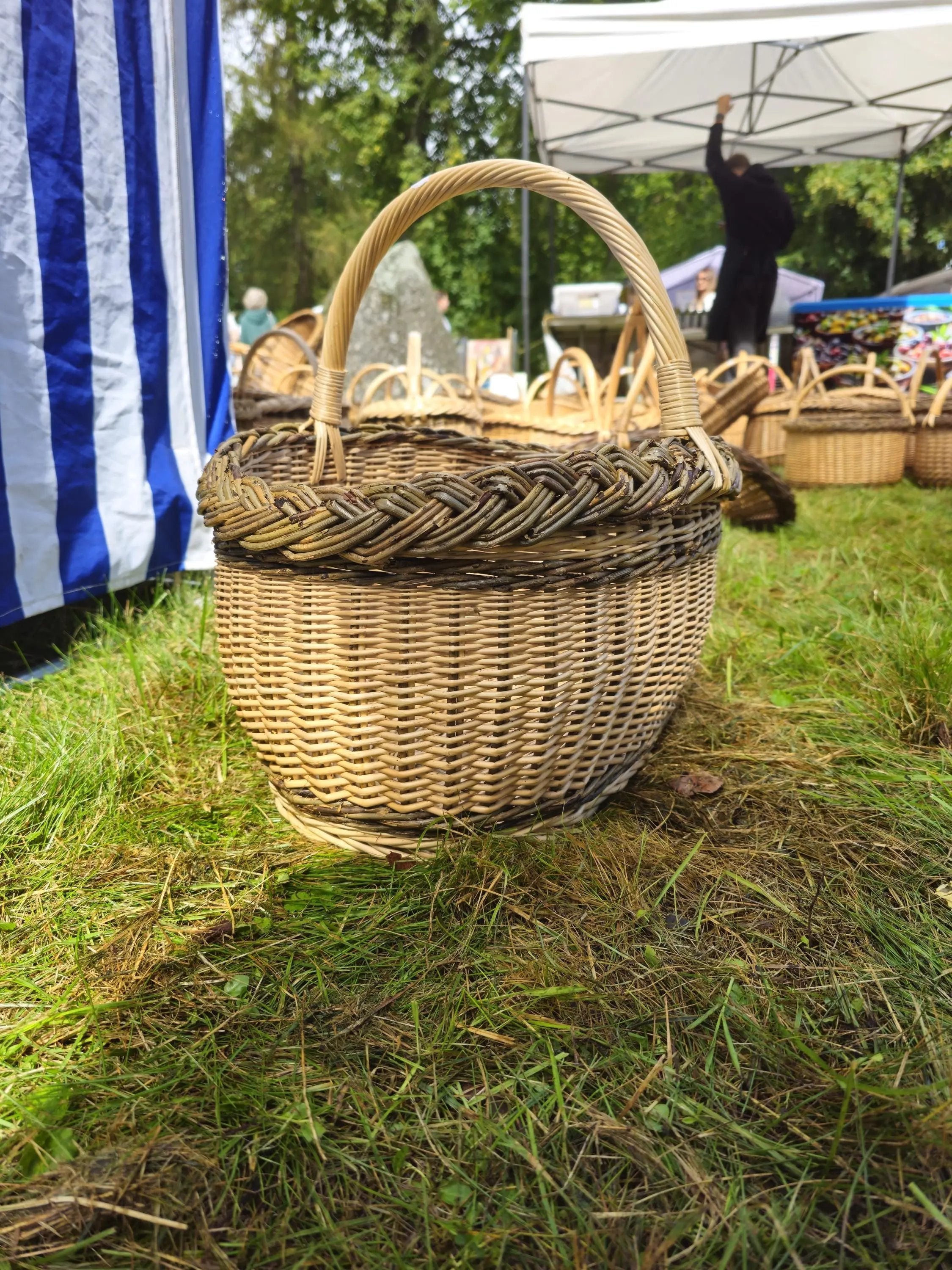Wicker basket 026r - NaturelyWoven
