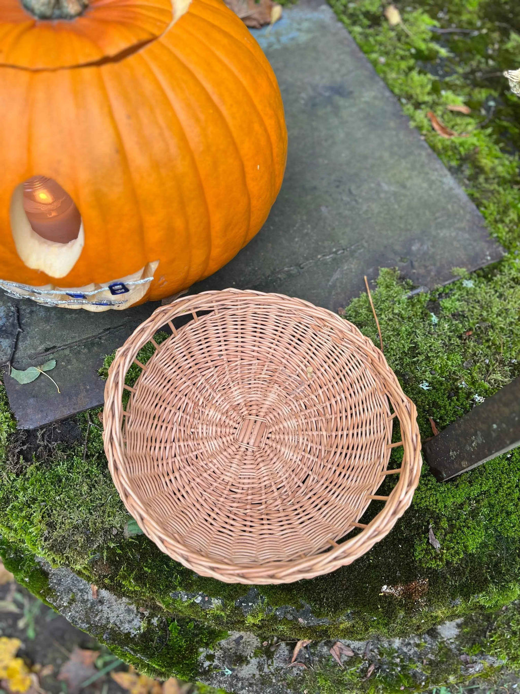 Wicker tray 043b - NaturelyWoven wicker - handmade