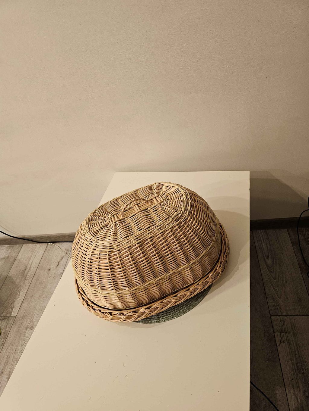 Wicker tray with lid 038b - NaturelyWoven wicker - handmade