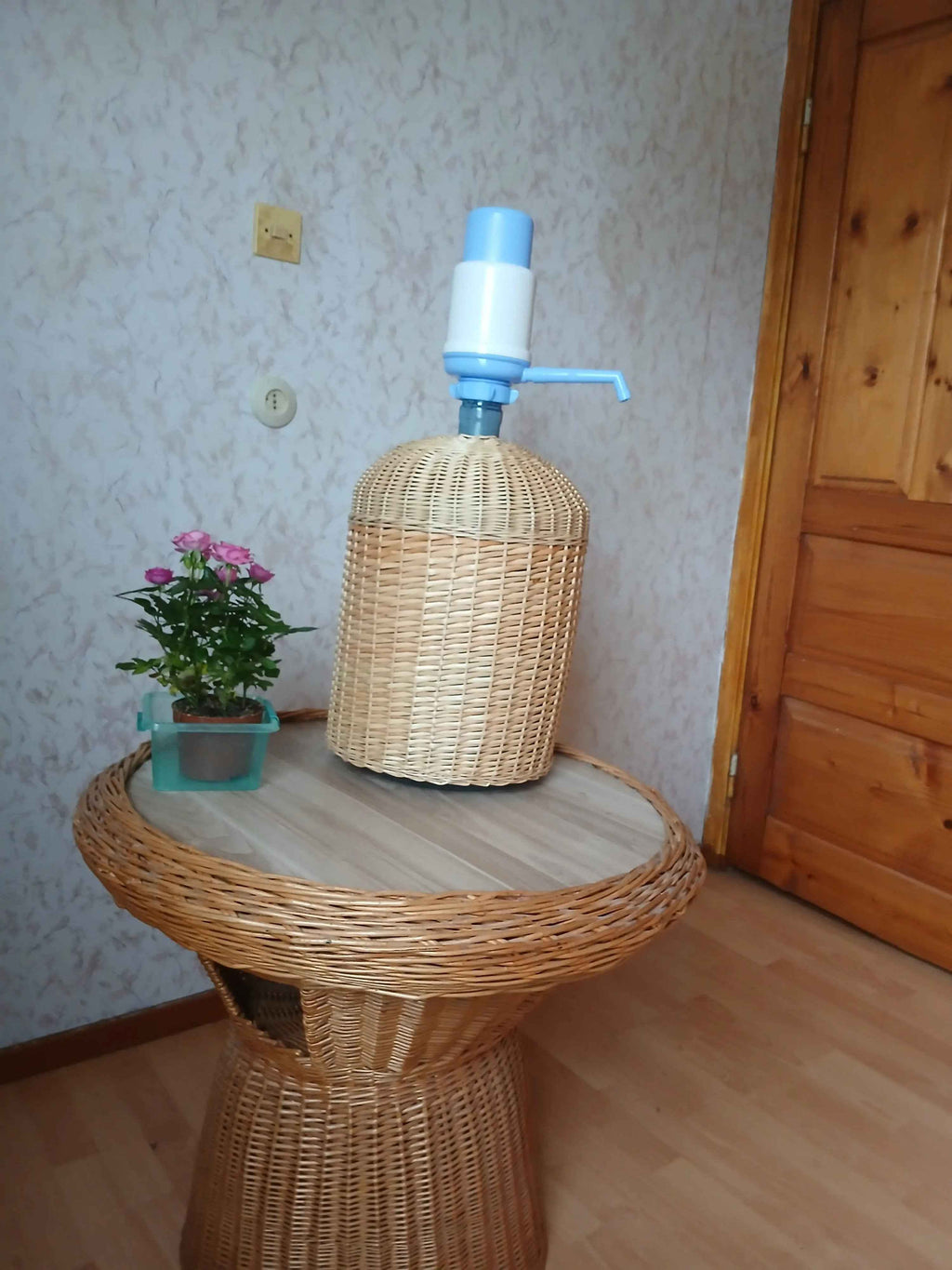 Wicker water bottle cover 008b - NaturelyWoven wicker - handmade